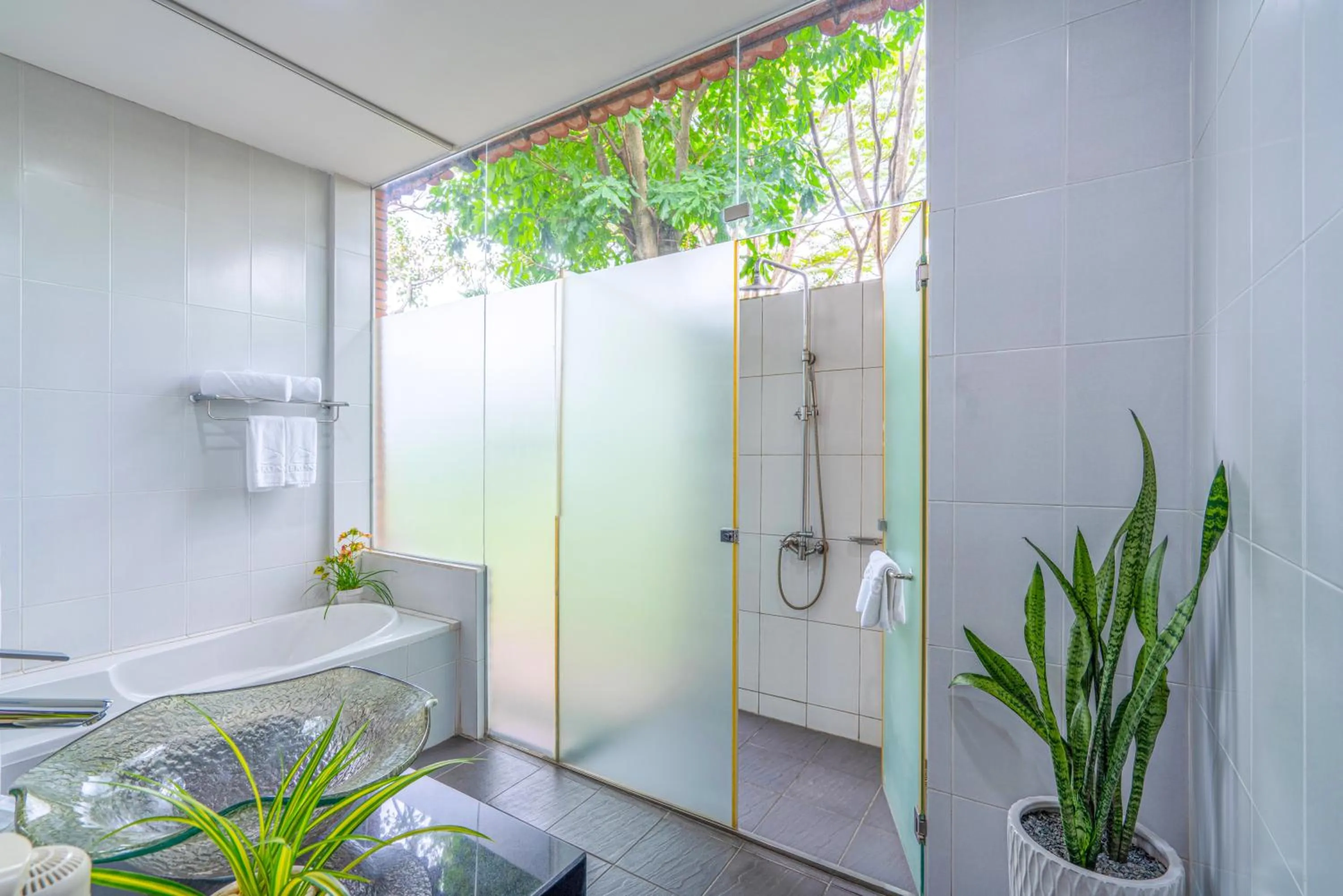 Mekong Long Thanh Resort & Reststop