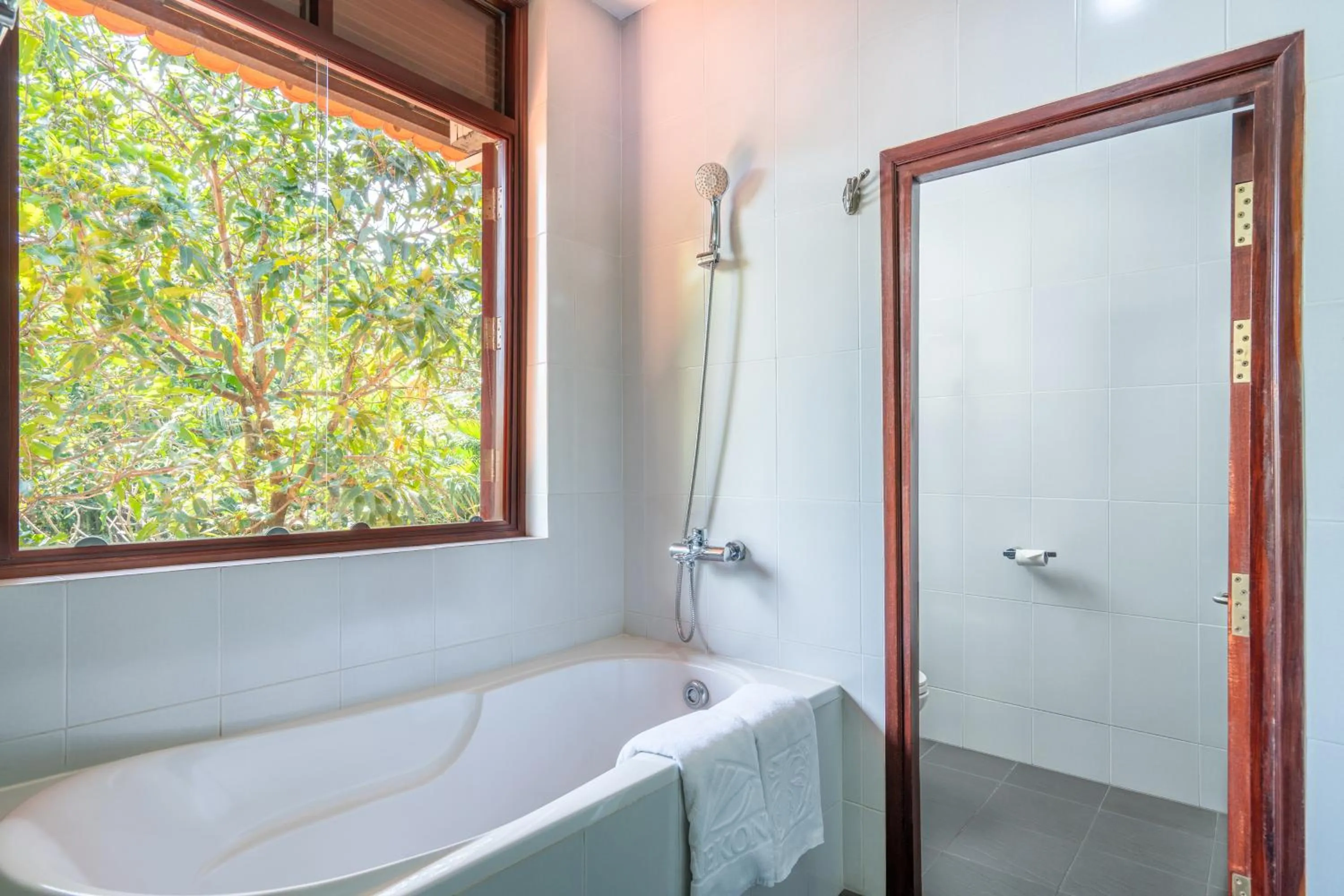 Mekong Long Thanh Resort & Reststop