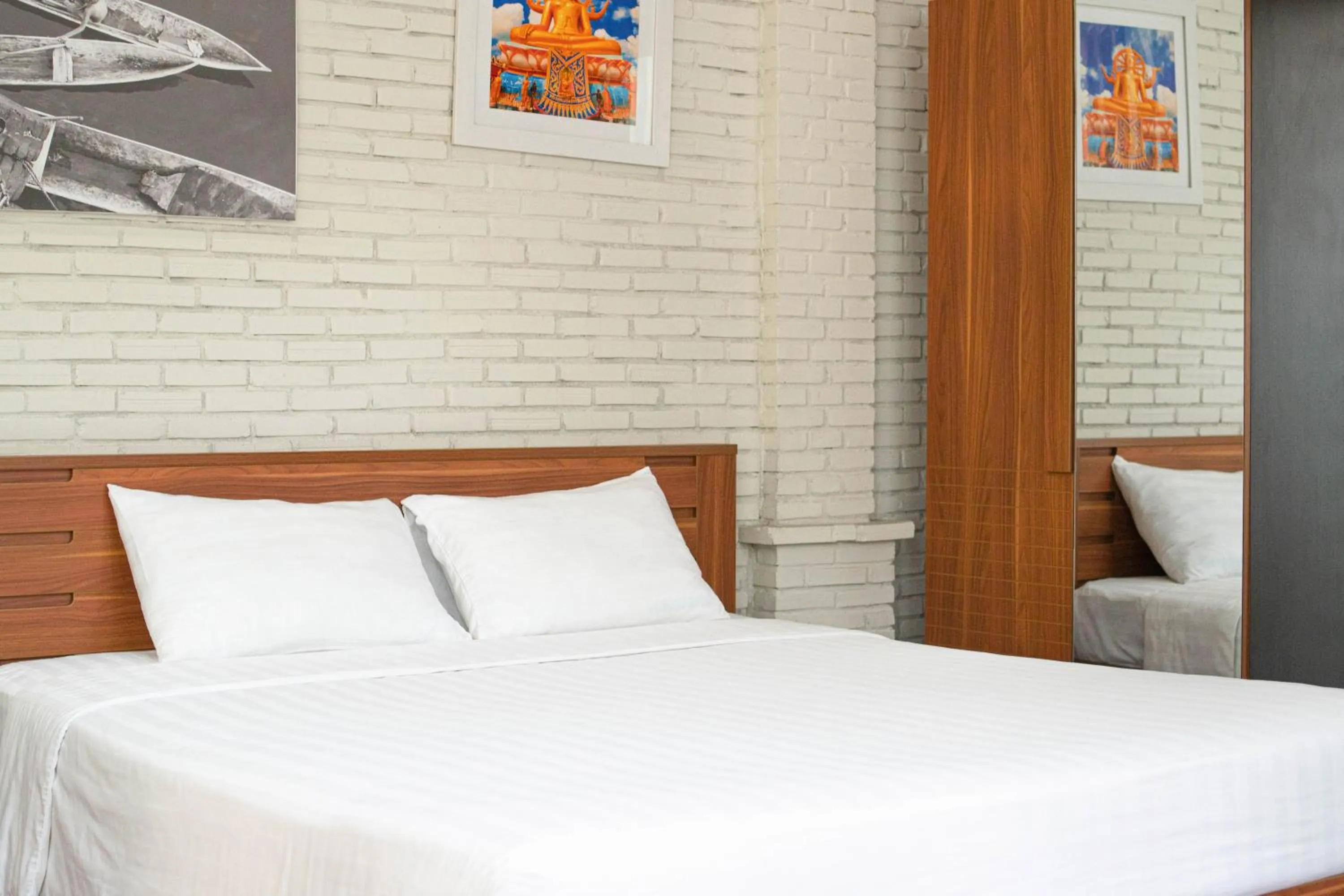 Bed in Mekong Long Thanh Resort & Reststop