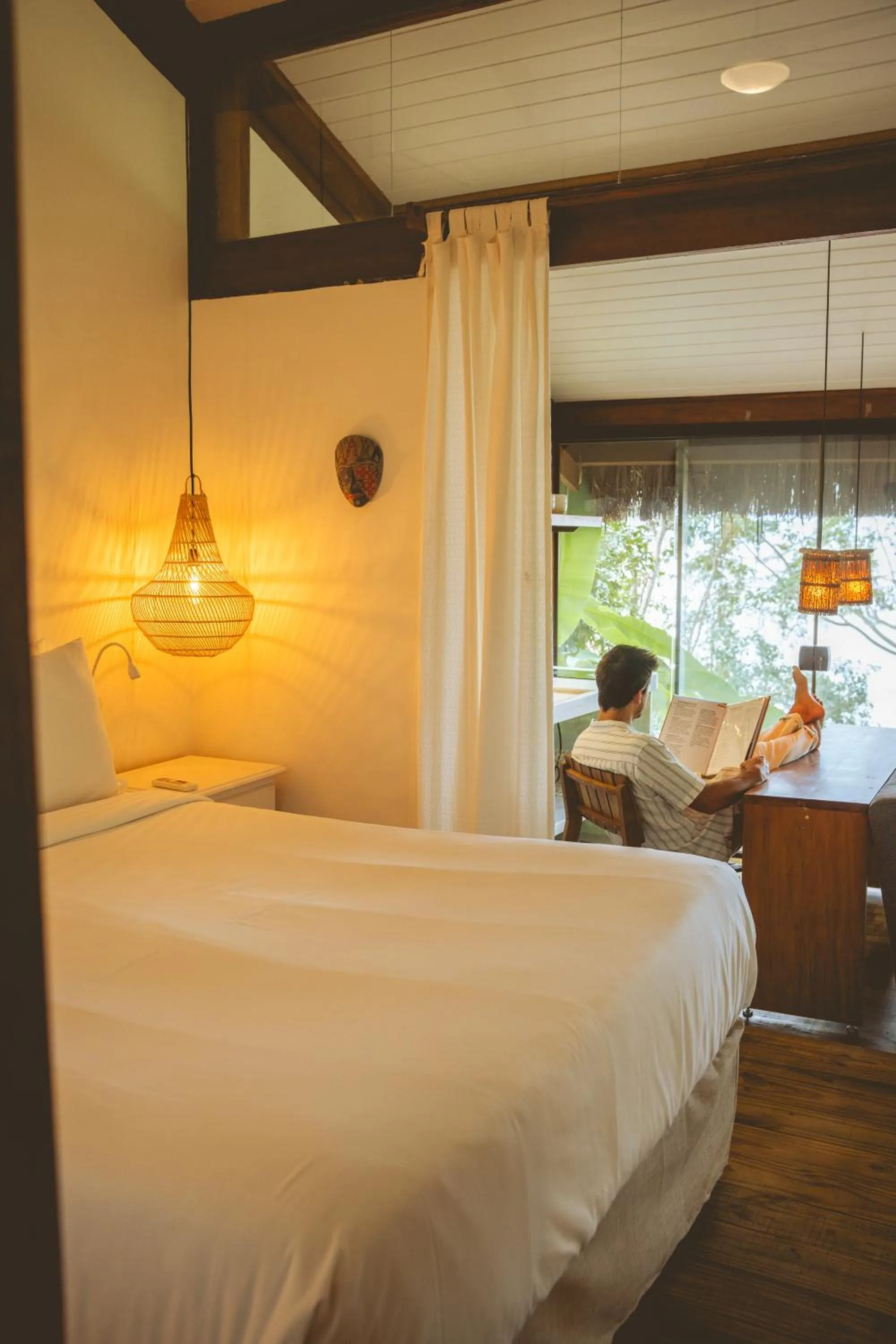Bed in Casa Luz Paraty
