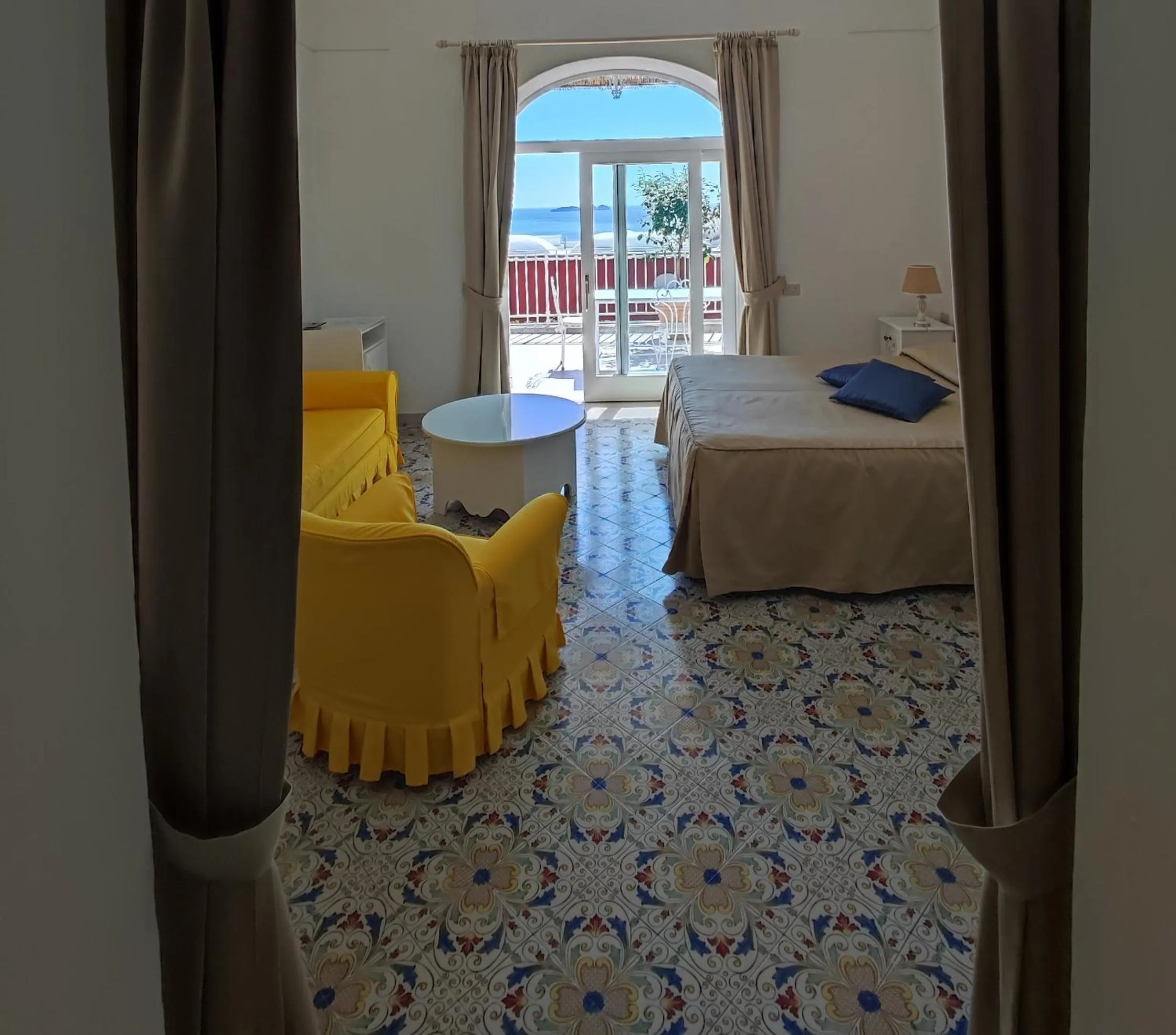 Bedroom, Bed in Villa Rosa