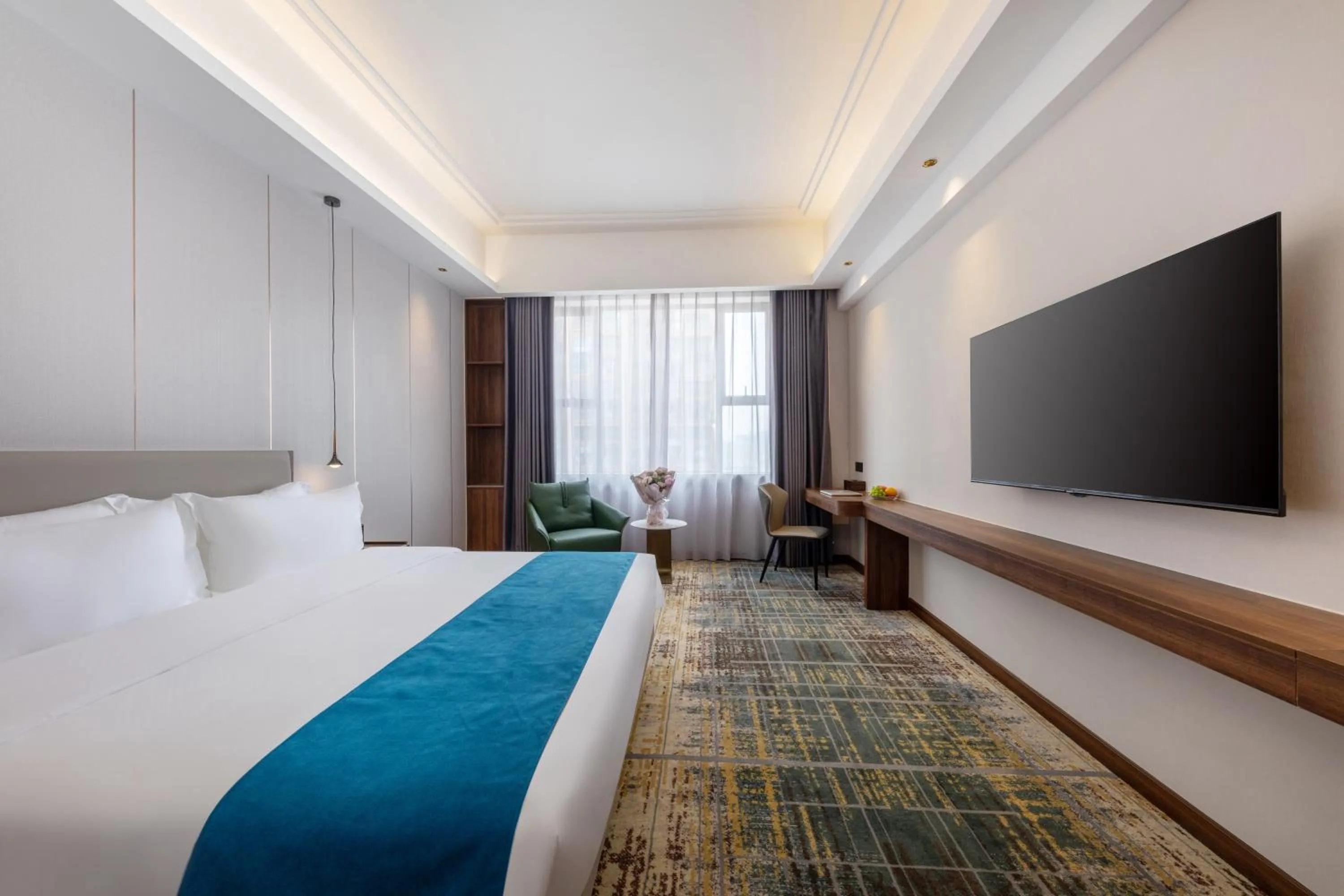 Bedroom, Bed in Fortune Land Shenzhen