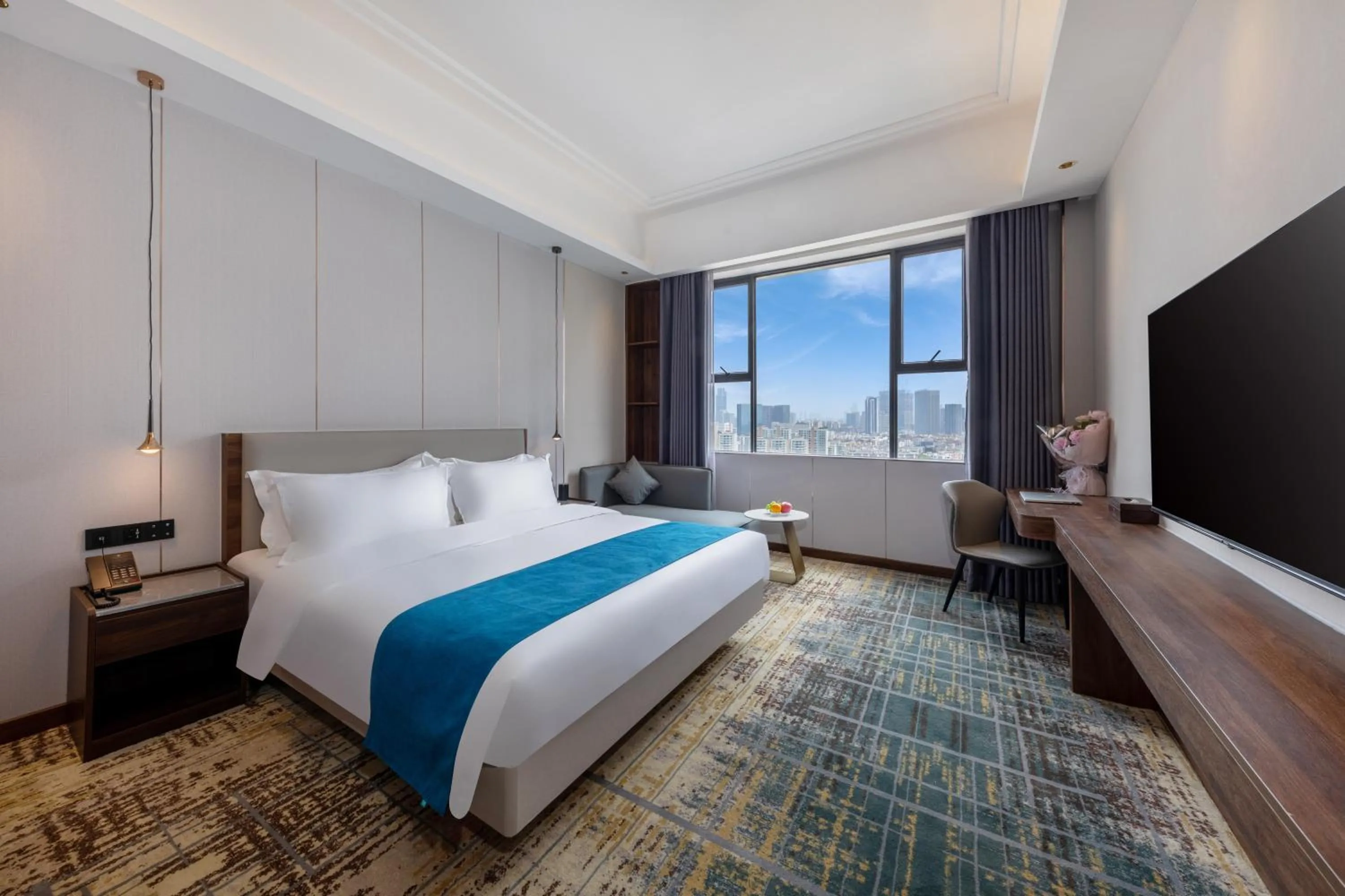 Bedroom, Bed in Fortune Land Shenzhen