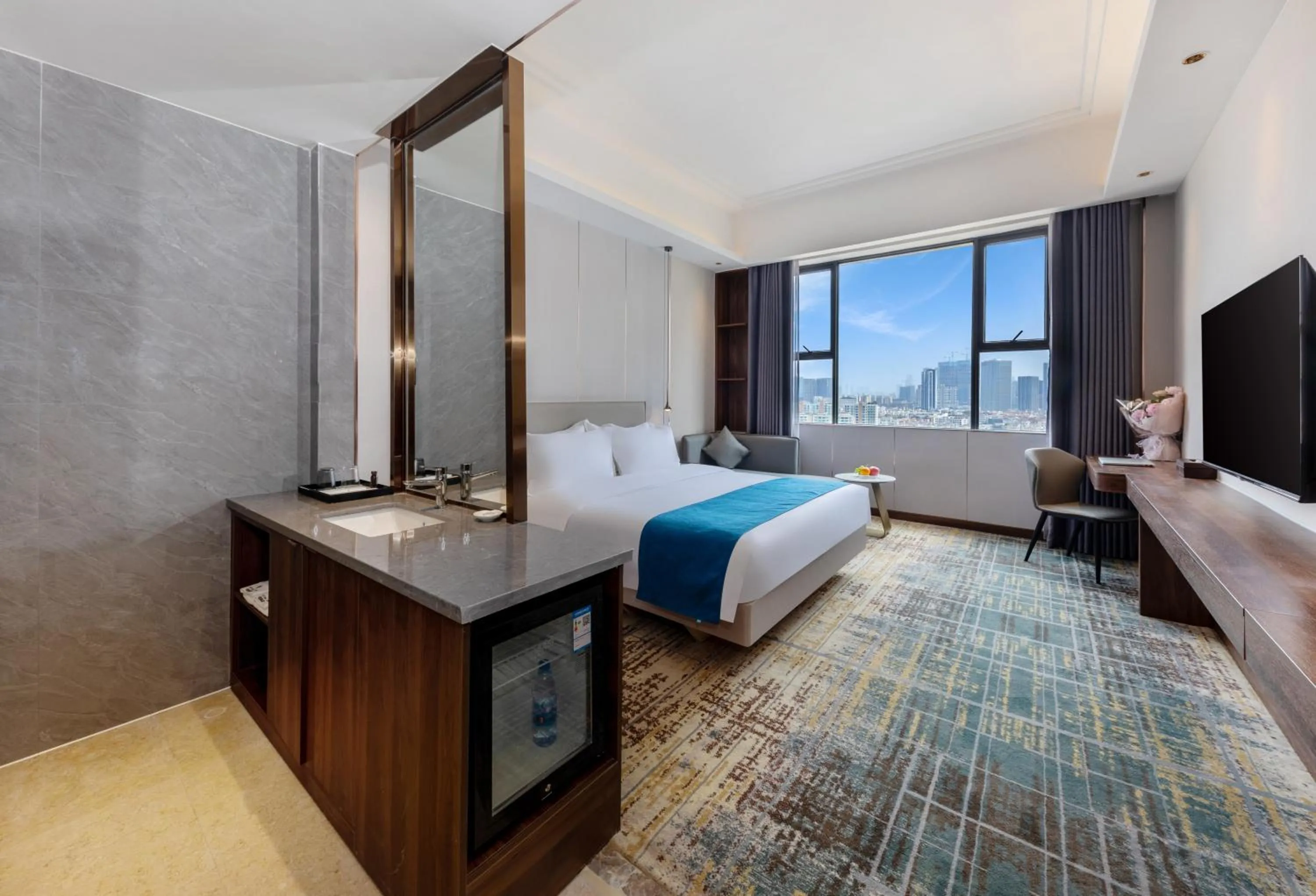 Bedroom, Bed in Fortune Land Shenzhen