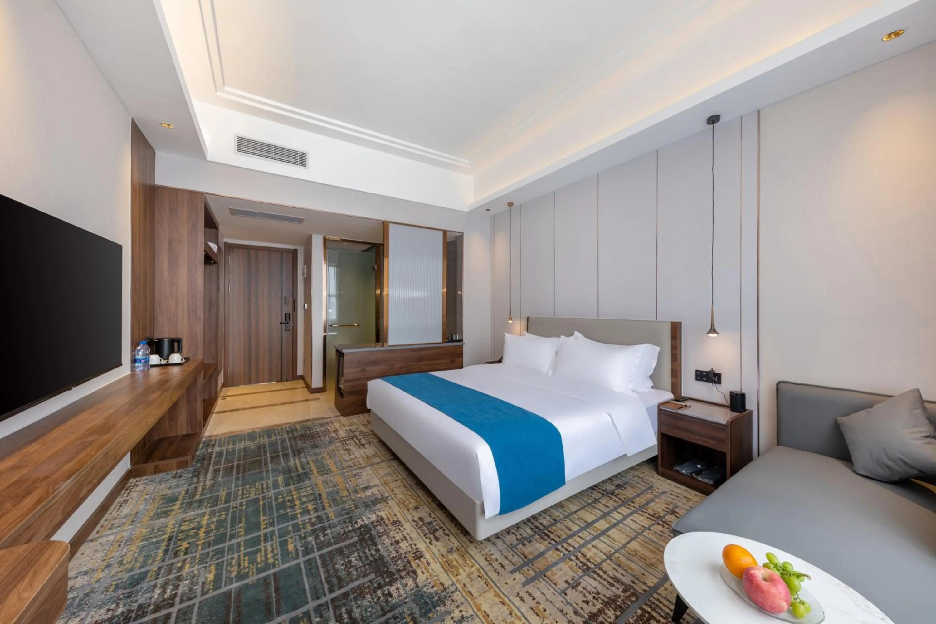 Bedroom, Bed in Fortune Land Shenzhen