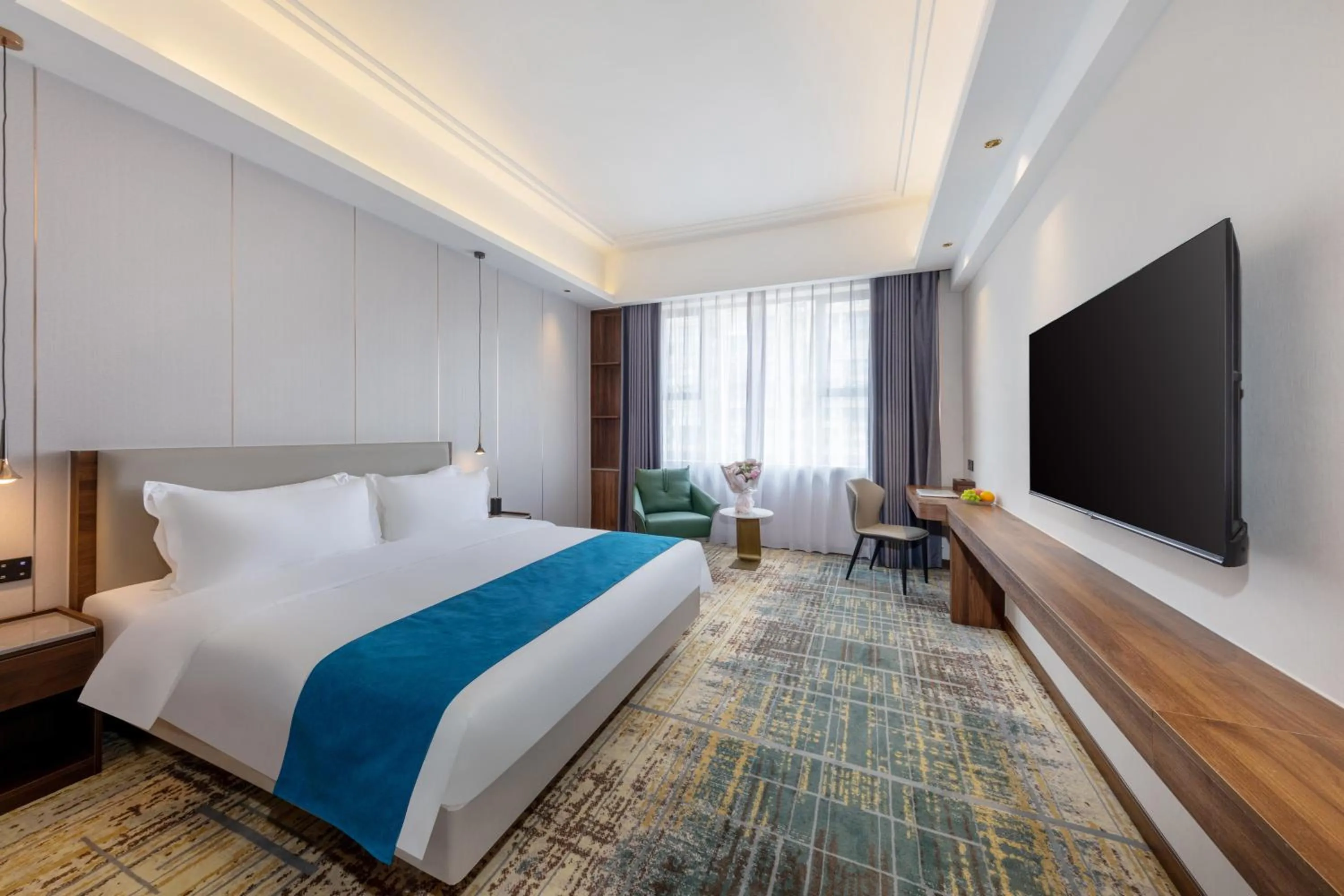 Bedroom, Bed in Fortune Land Shenzhen