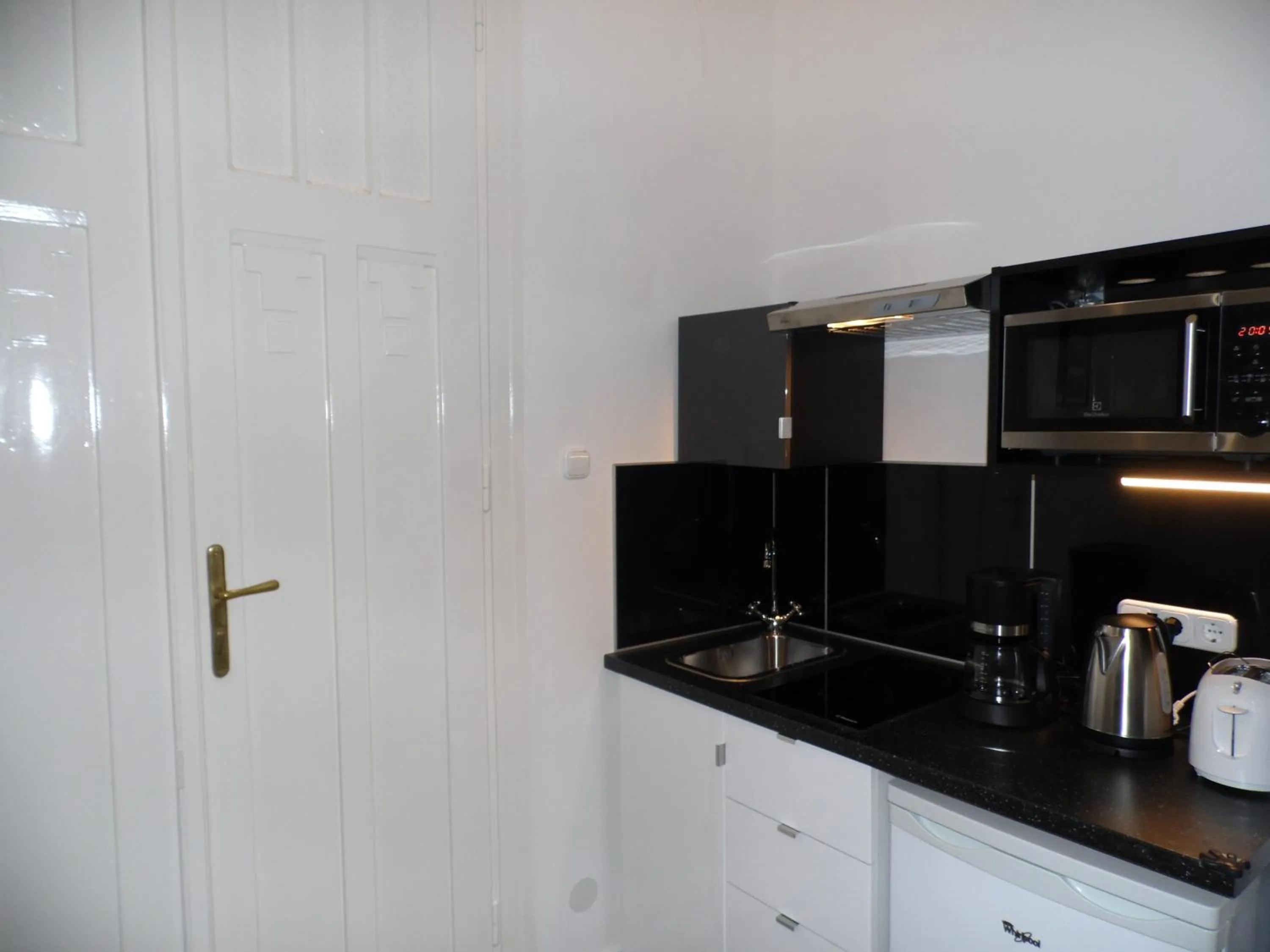 Kitchen or kitchenette in Váci Street Downtown Apartments