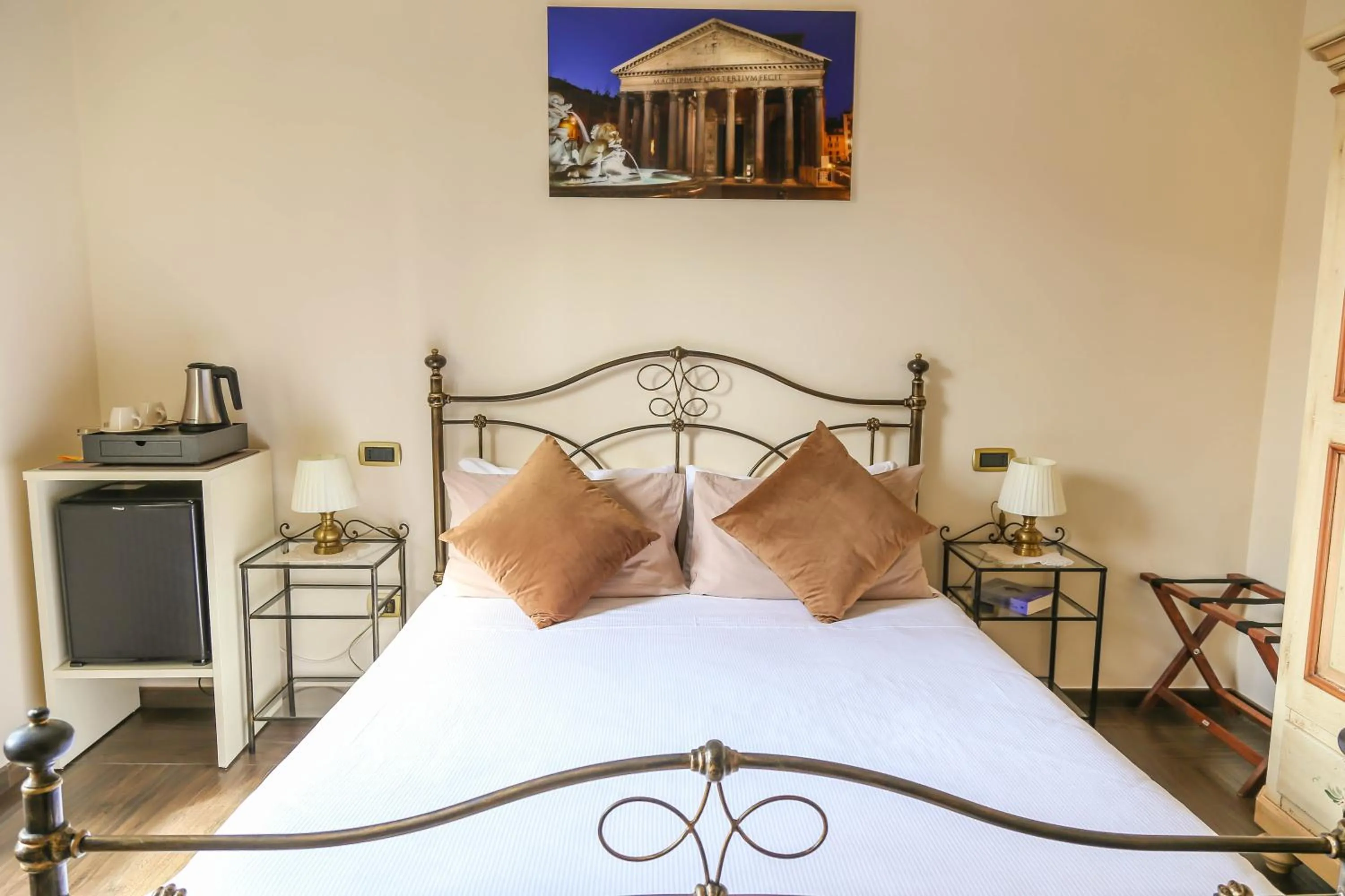 Bedroom, Bed in Villa Matissa