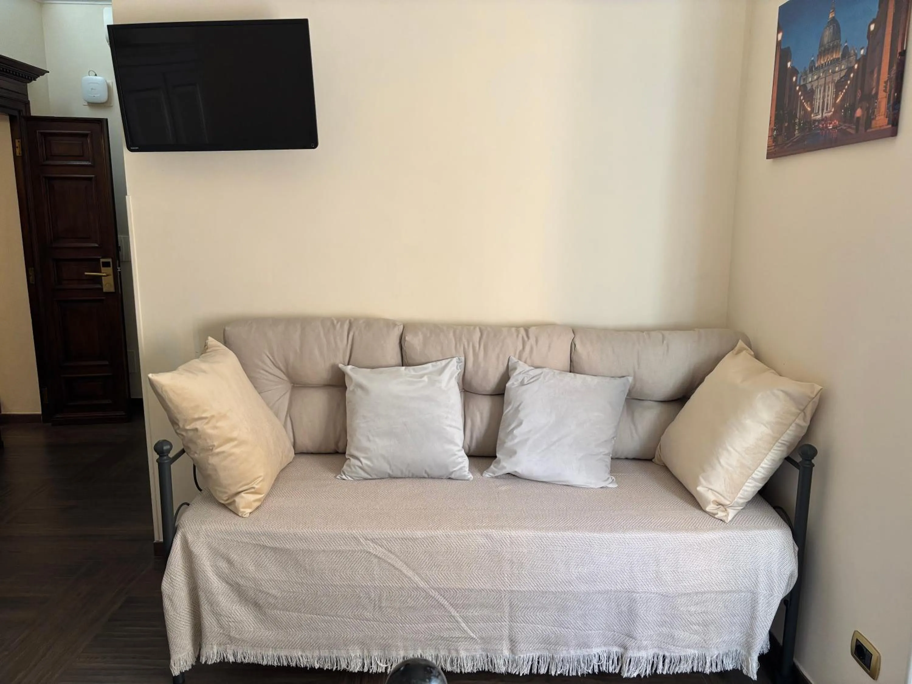 Bedroom, Bed in Villa Matissa