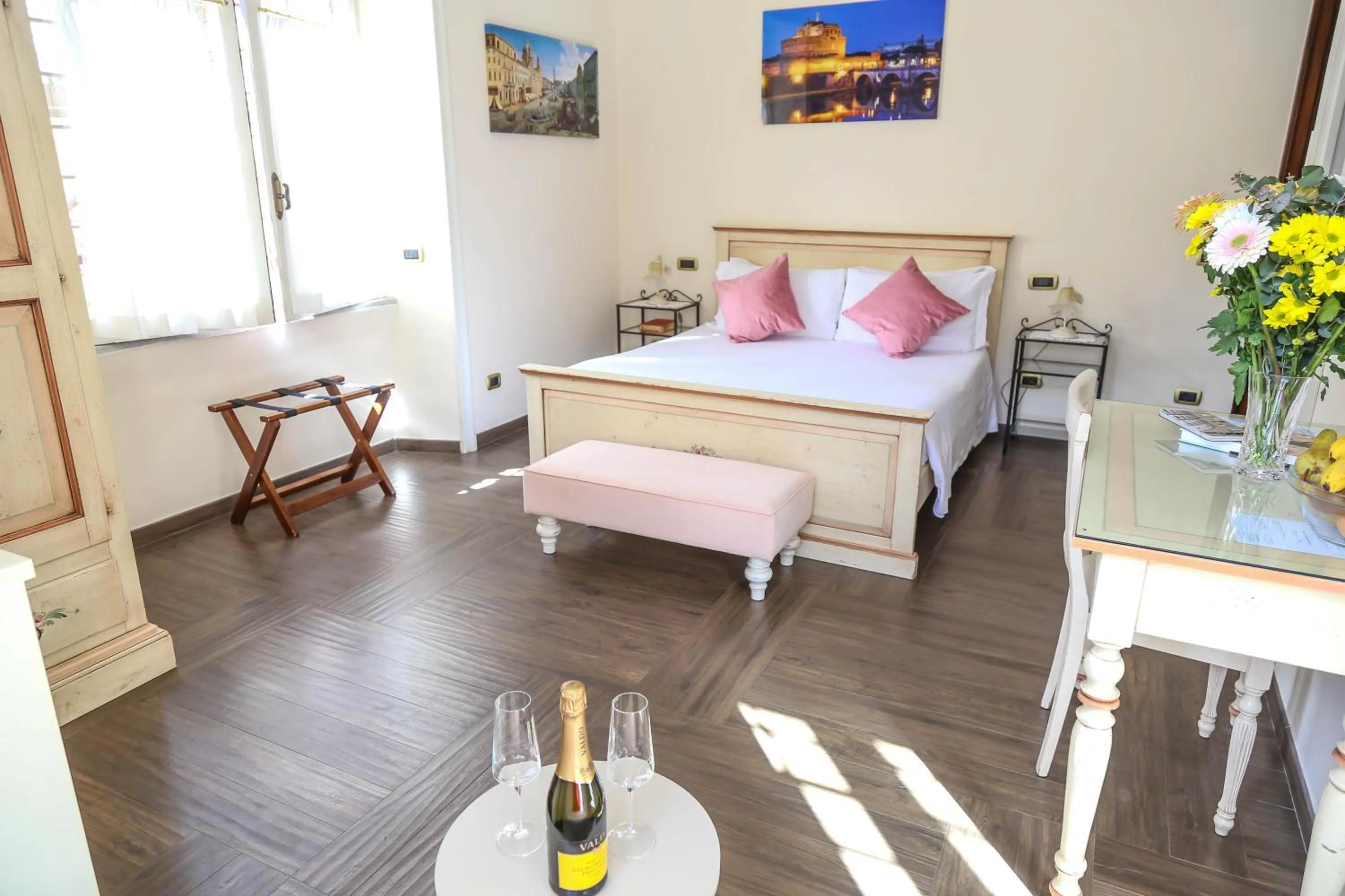 Bedroom, Bed in Villa Matissa