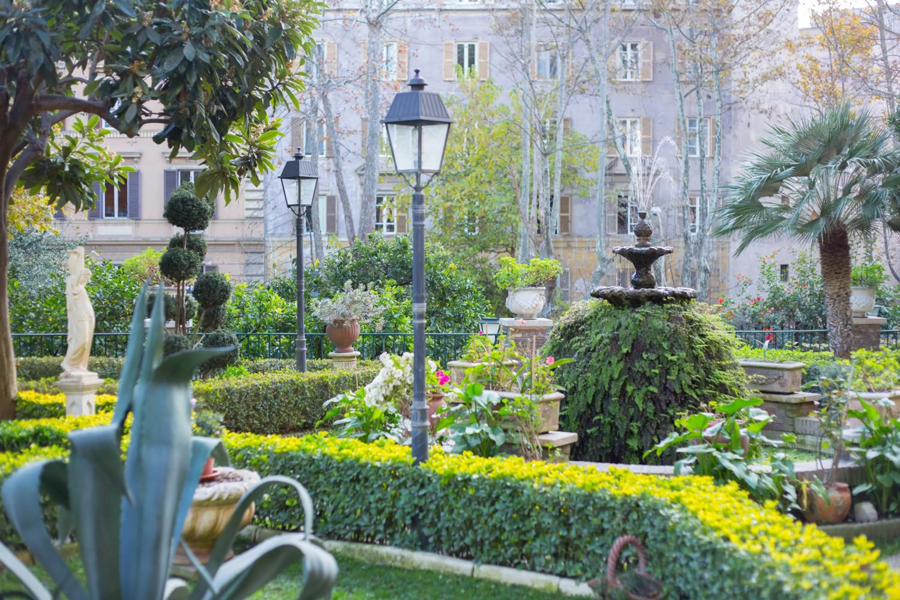 Garden view in Villa Matissa