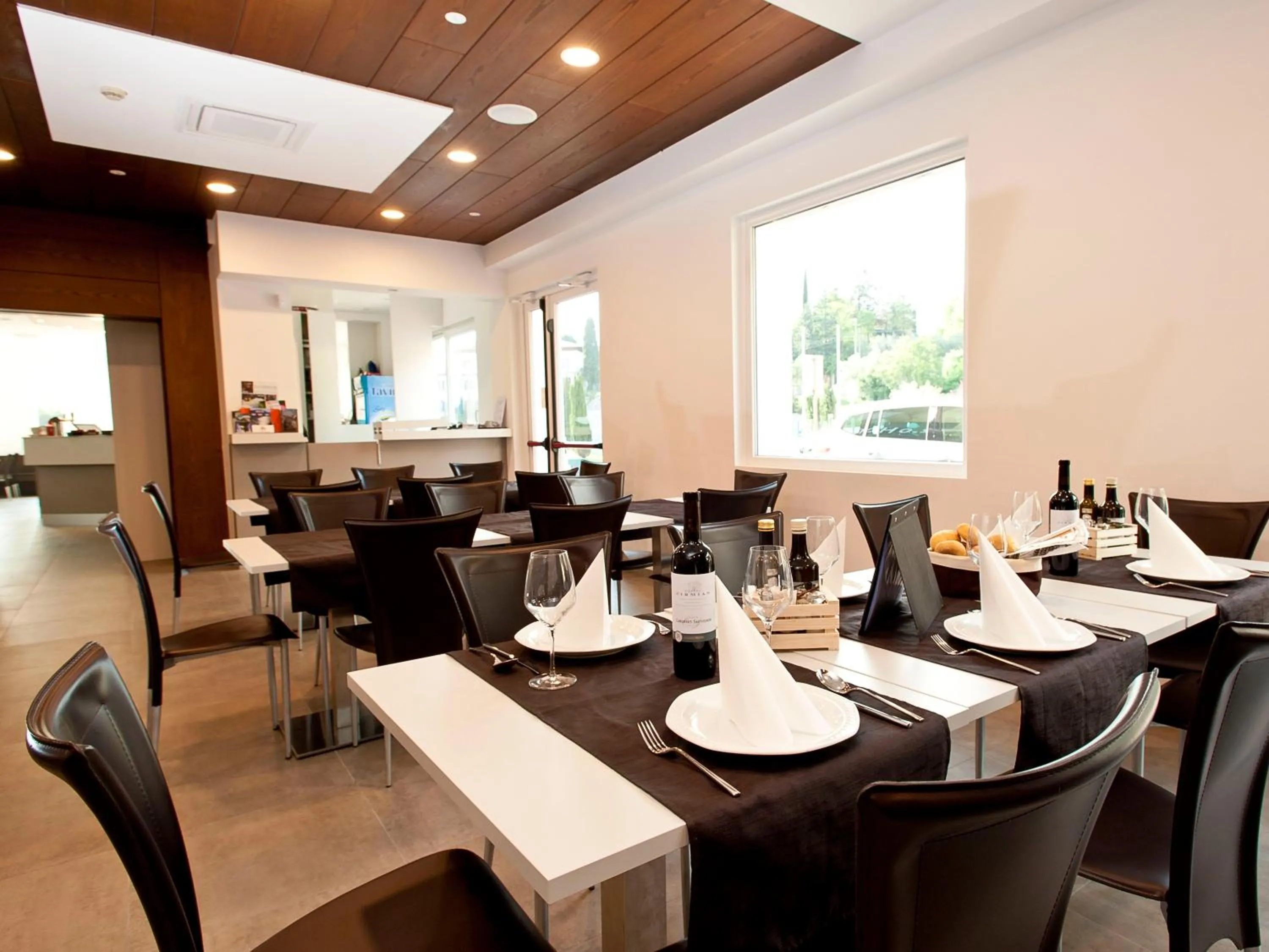 Restaurant/places to eat in Hotel Rubino