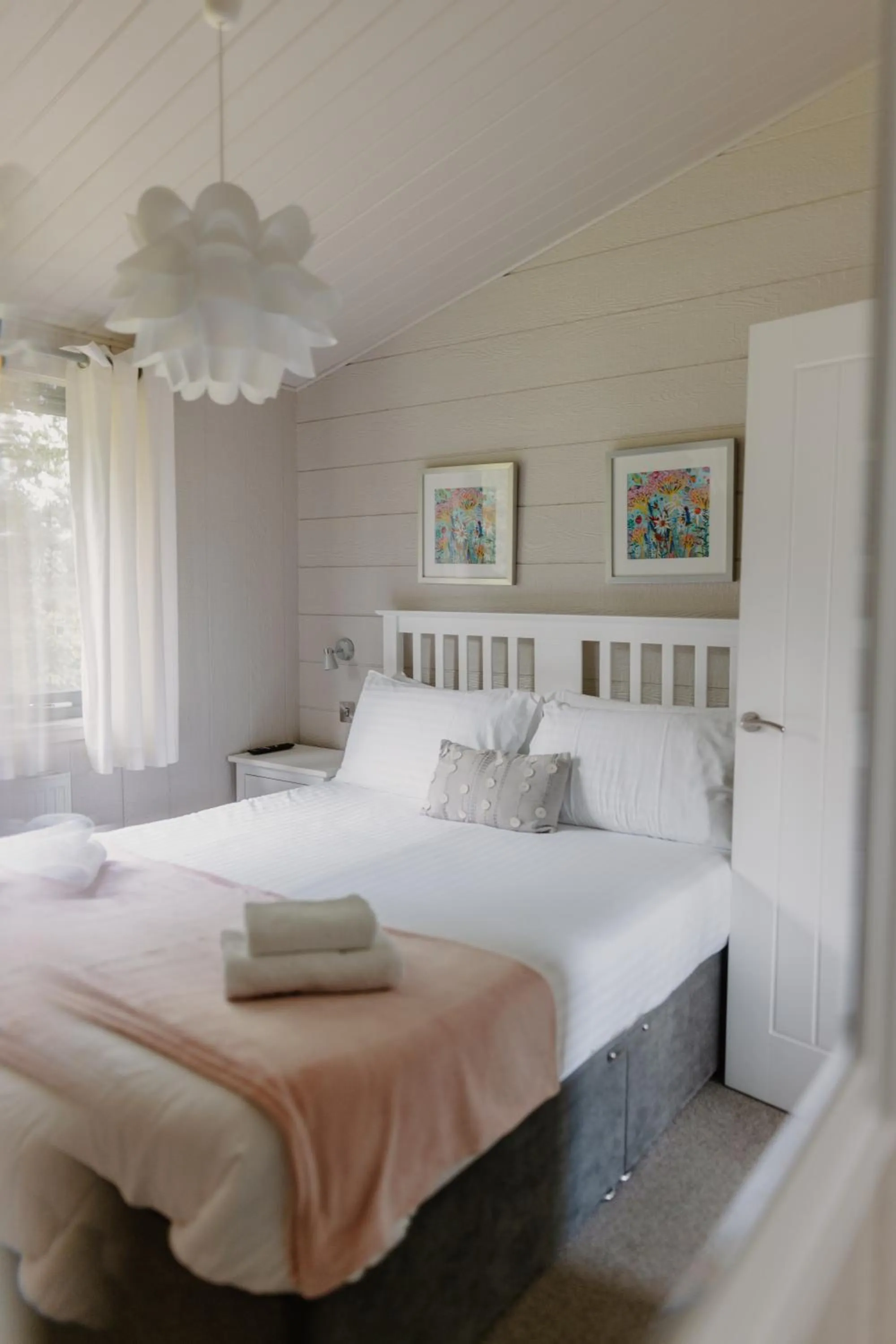 Bed in Linwater Caravan Park - Luxury Lodges and Static Caravans near Edinburgh