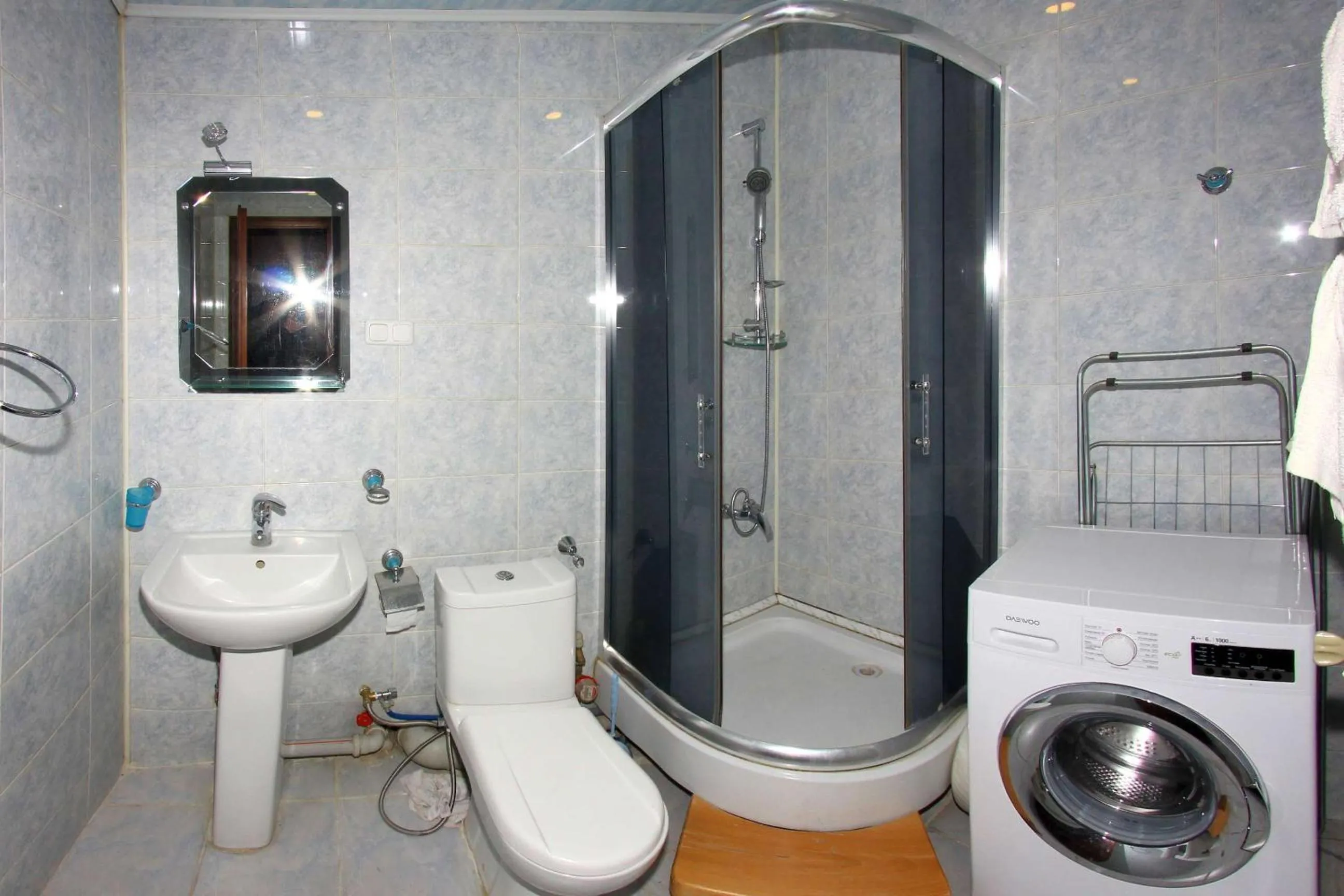 Shower in Arm Hostel