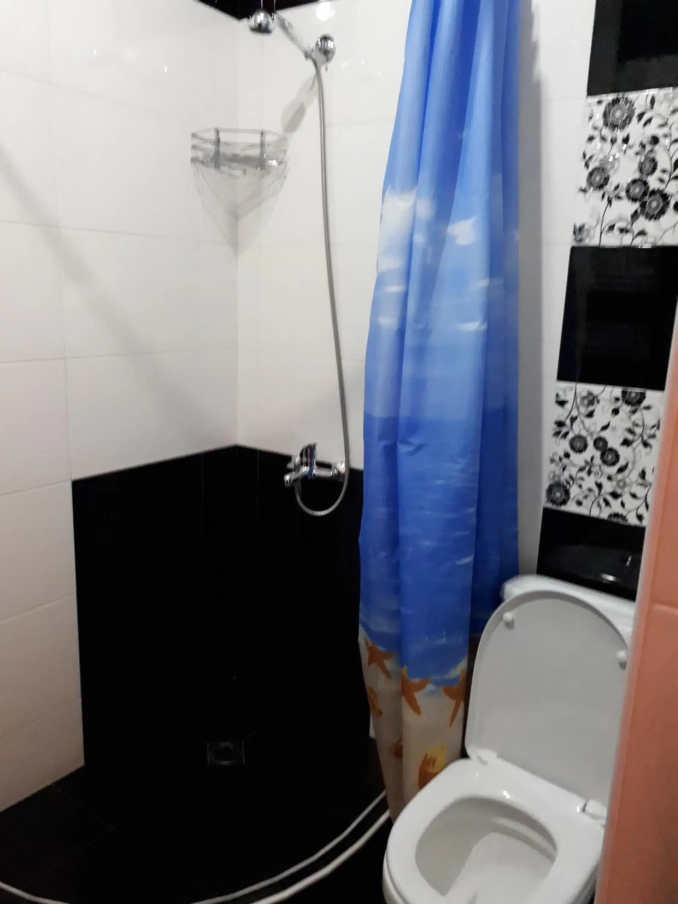 Deluxe Double Room with Bath - single occupancy in Arm Hostel Deluxe Double Room with Bath - single occupancy in Arm Hostel