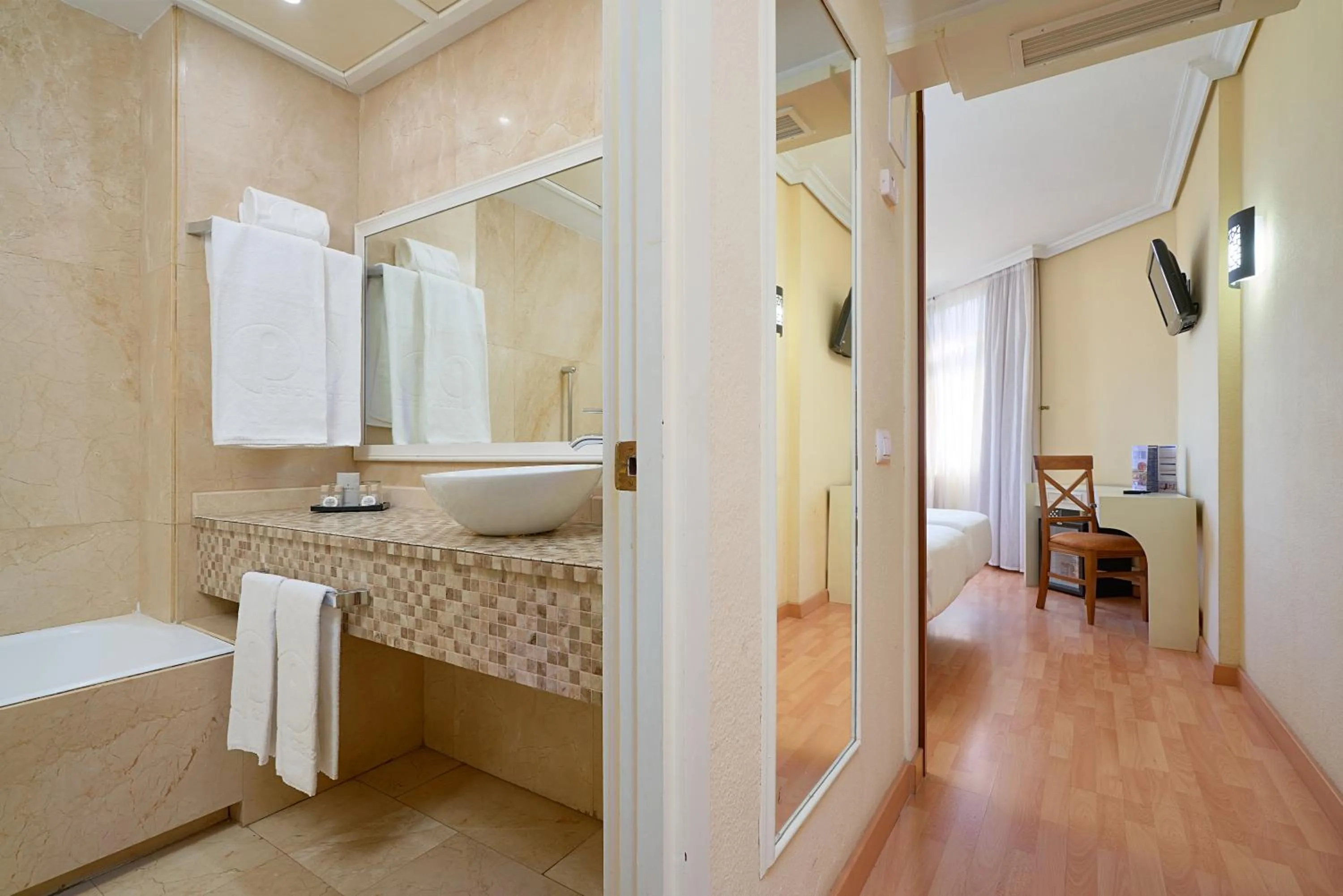 Bathroom in Hotel Pasarela