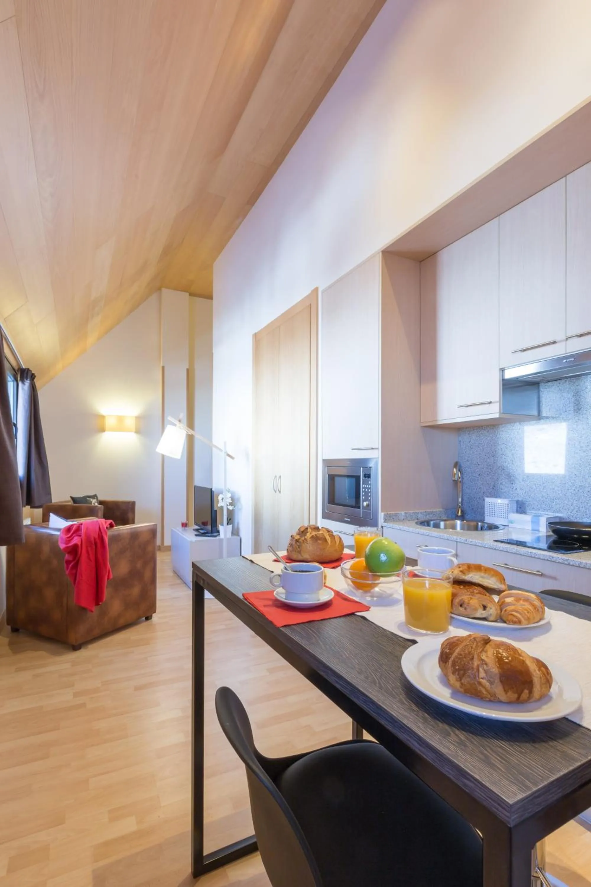 Kitchen or kitchenette in Pierre & Vacances Pas de la Casa Princesa