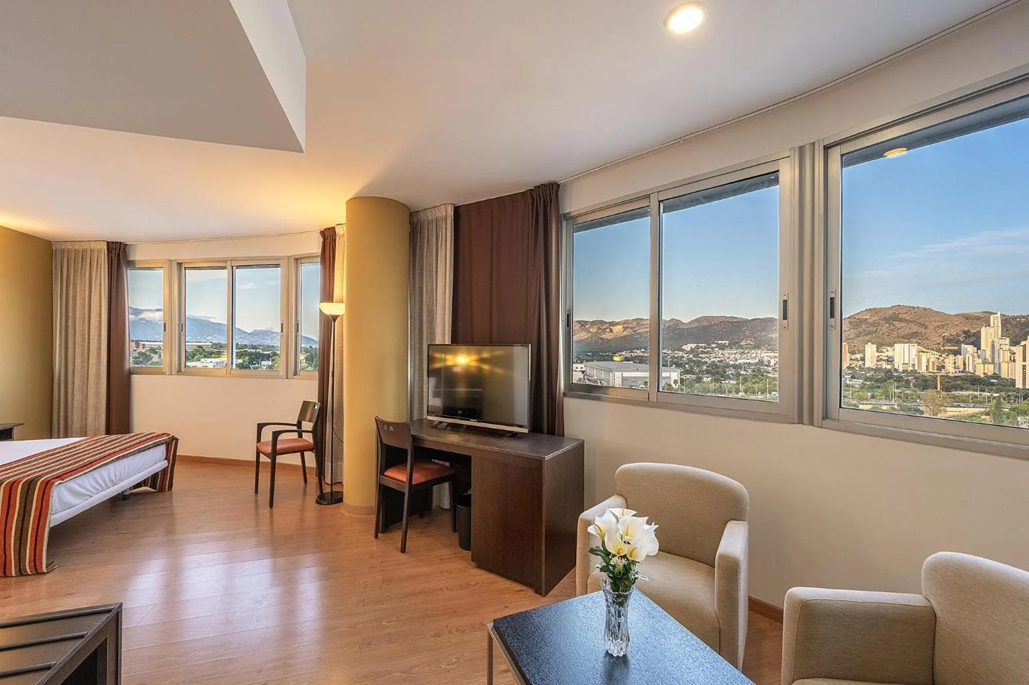 Photo of the whole room, Bed in La Estación