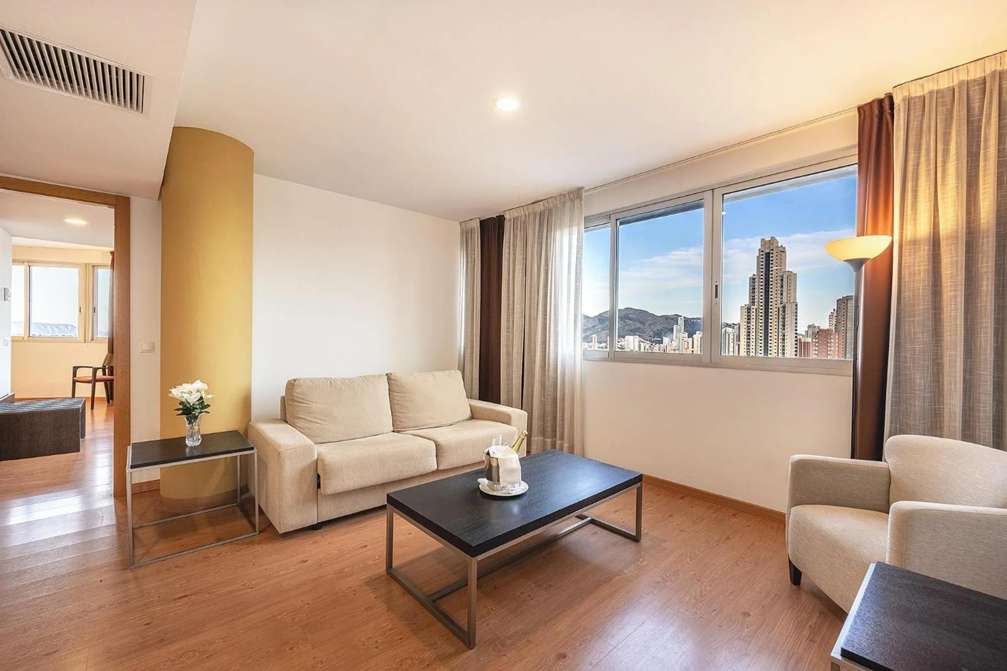 Photo of the whole room in La Estación