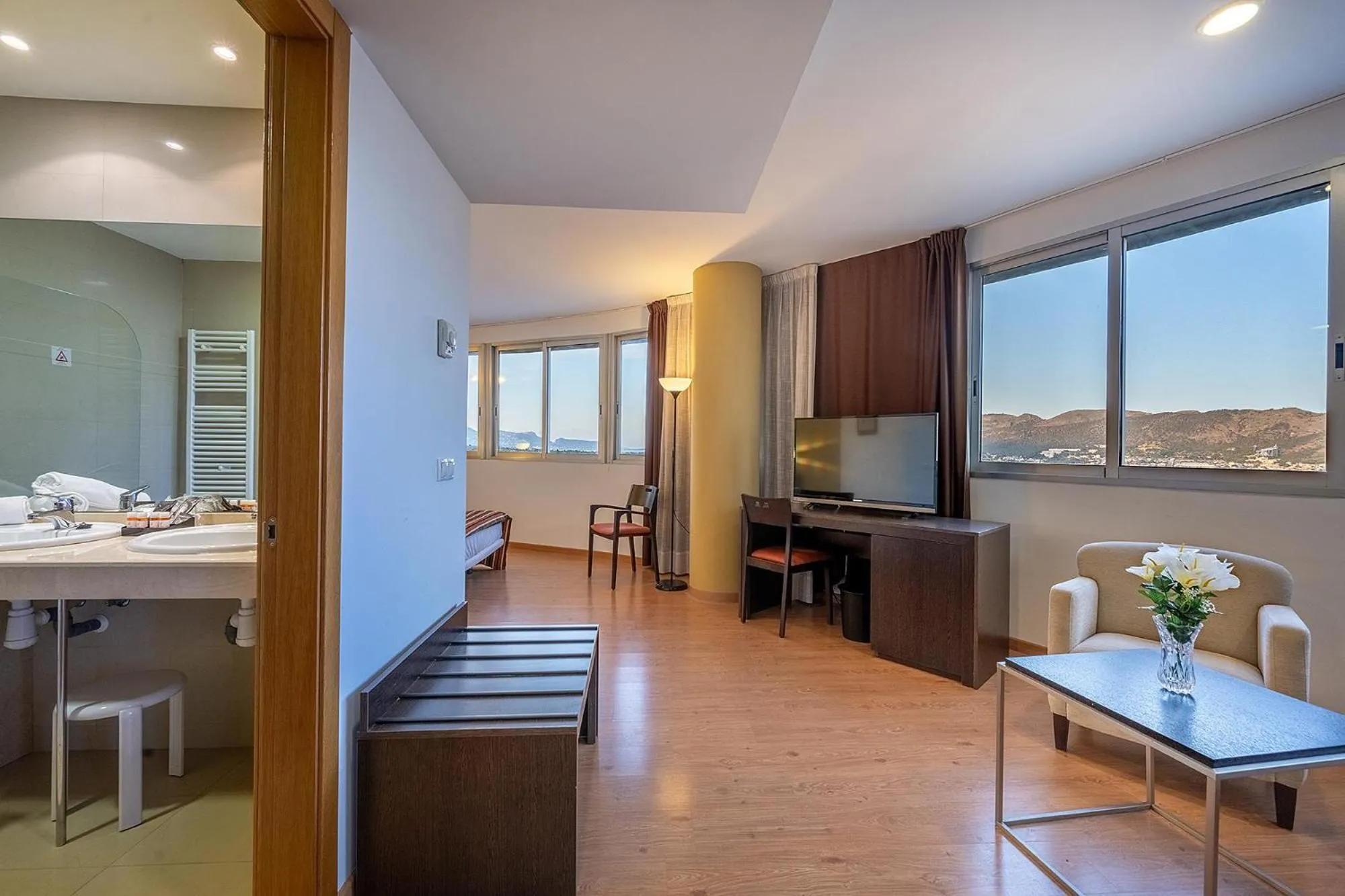 Photo of the whole room in La Estación