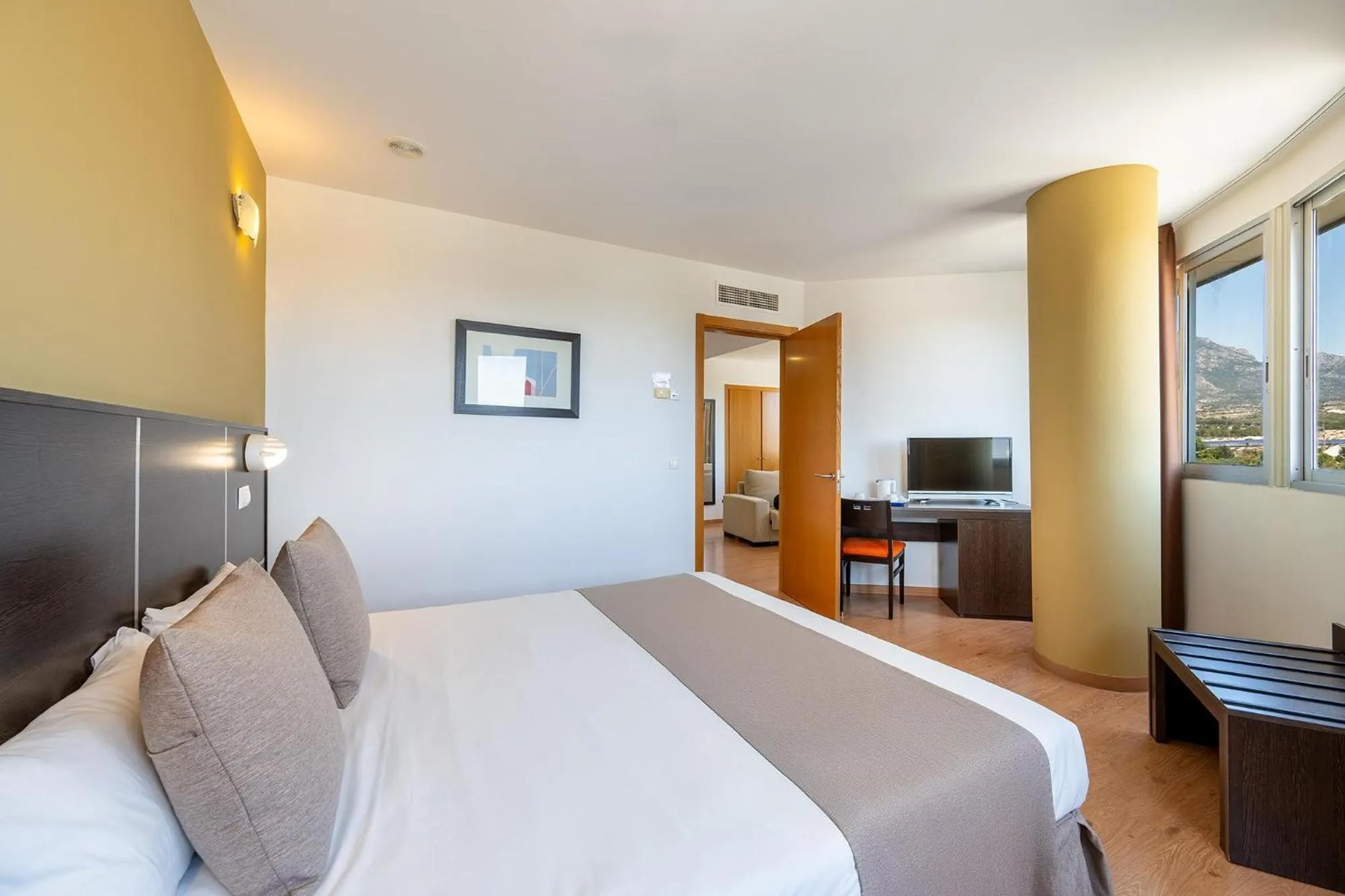 Photo of the whole room, Bed in La Estación