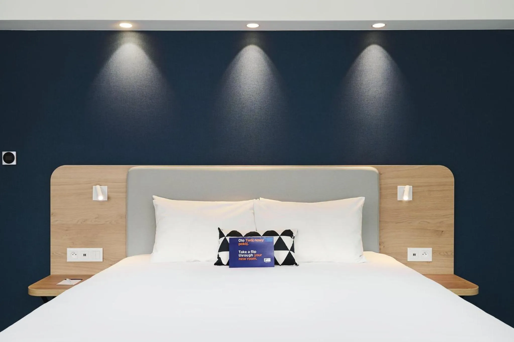 Photo of the whole room, Bed in Holiday Inn Express Lublin by IHG