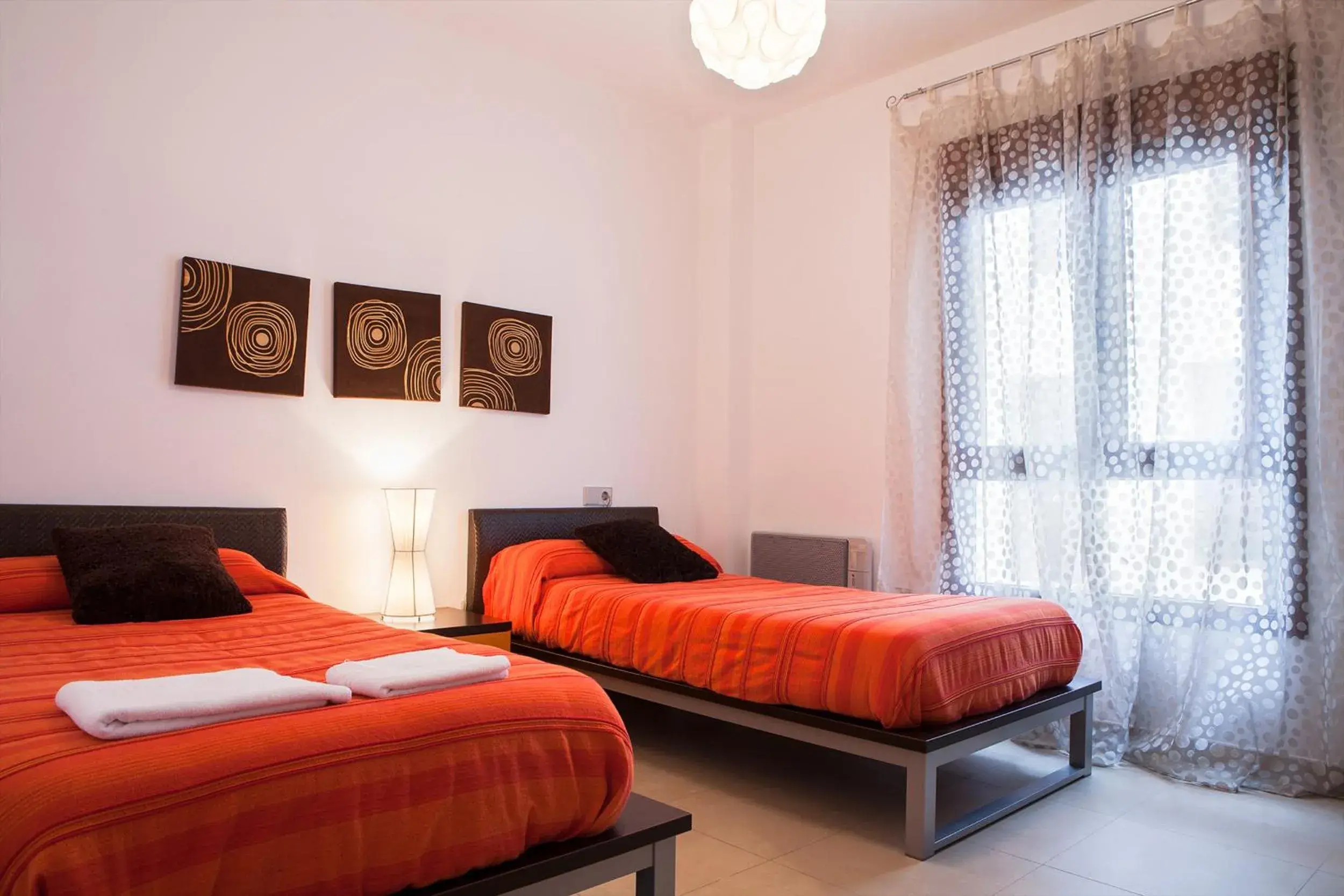 Two-Bedroom Apartment in Real de Cartuja Apartments & Suites Two-Bedroom Apartment in Real de Cartuja Apartments & Suites