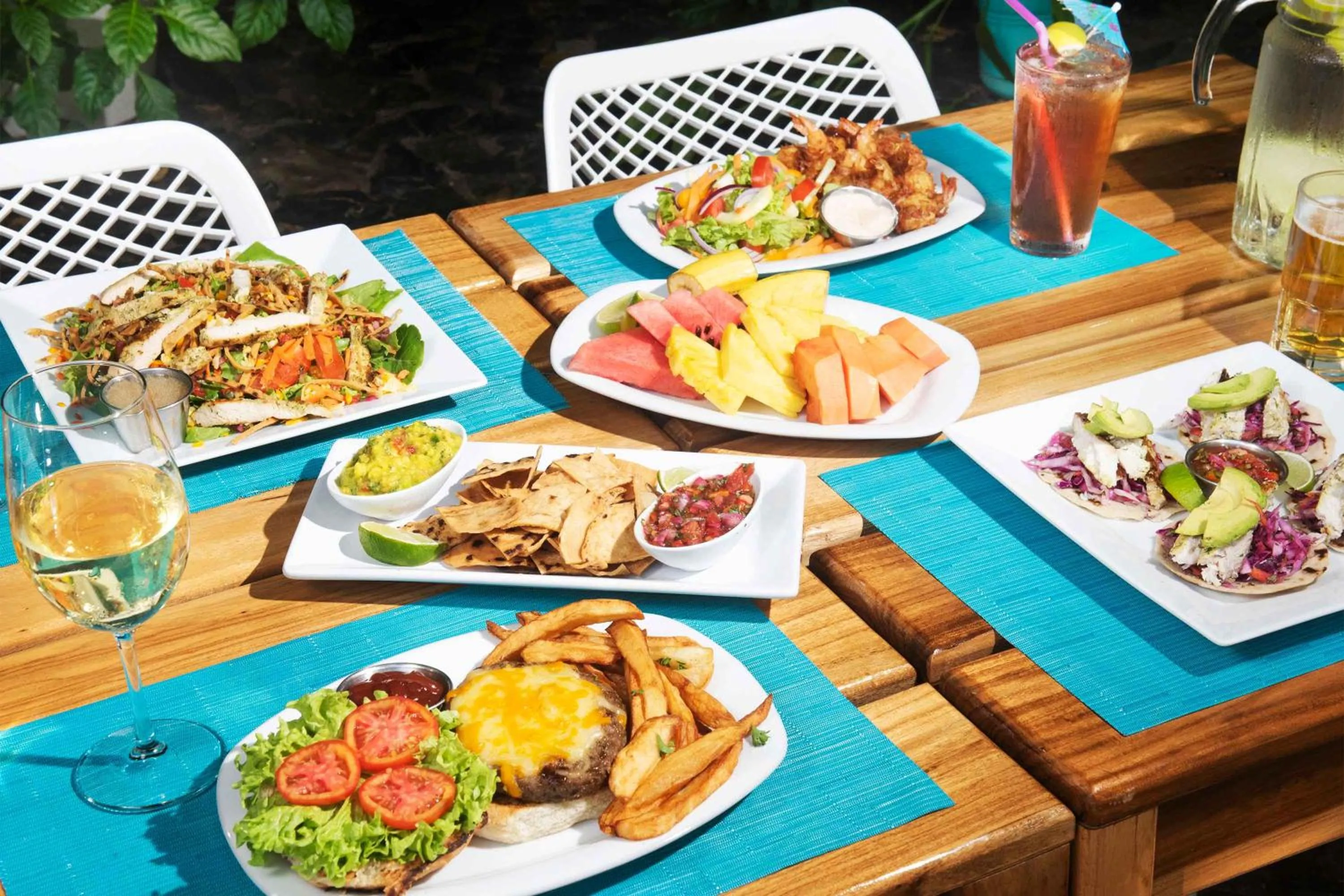 Restaurant/places to eat in Puerta Azul