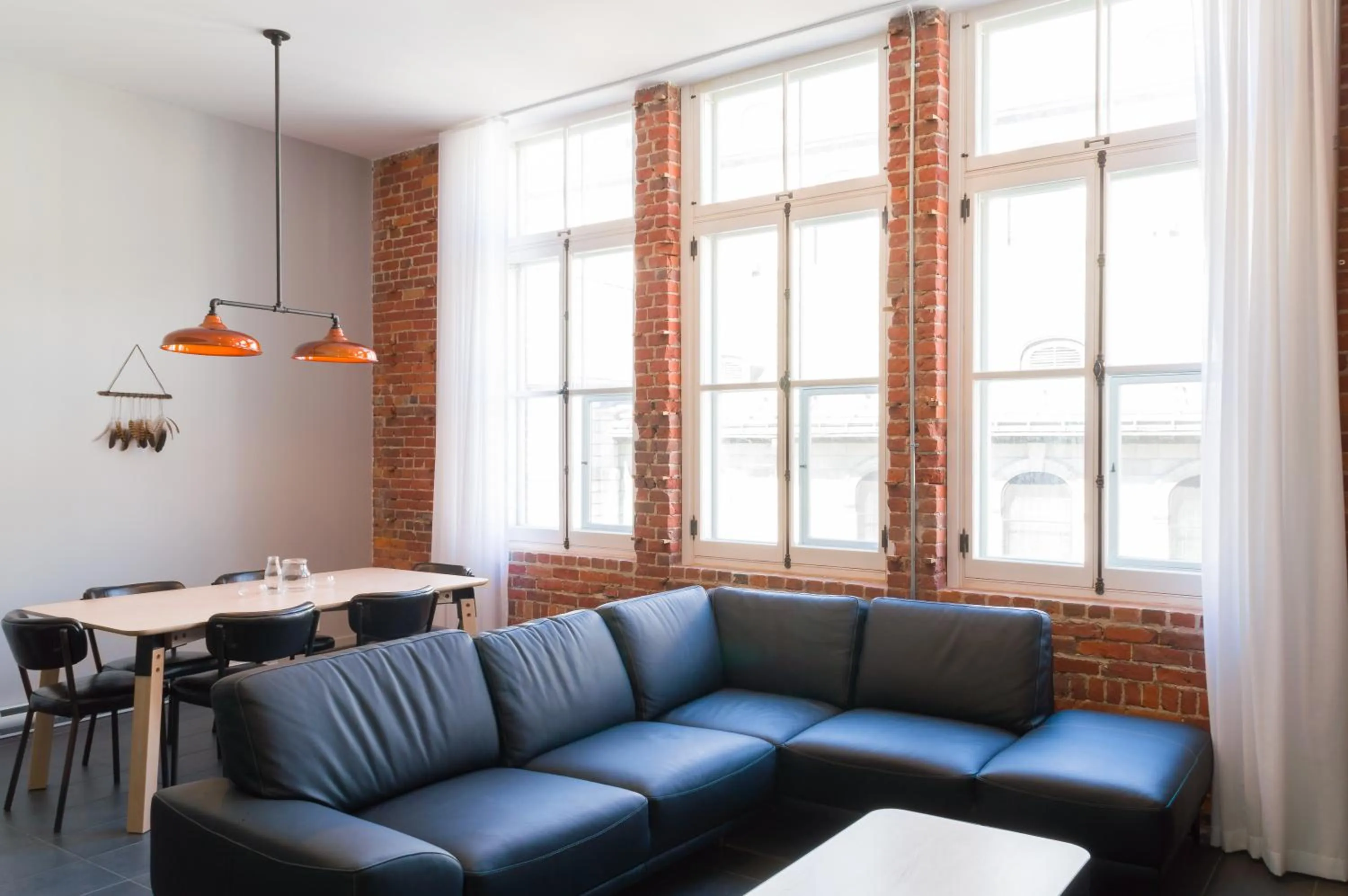 Living room in Les Lofts du Trésor - Par Les Lofts Vieux-Québec