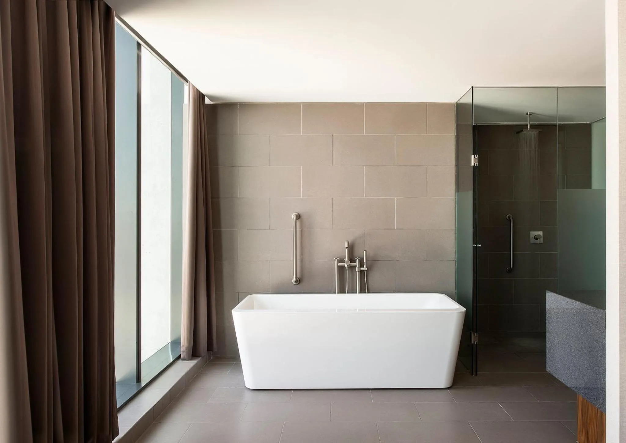 Bathroom in Fiesta Americana Monterrey Pabellón M.