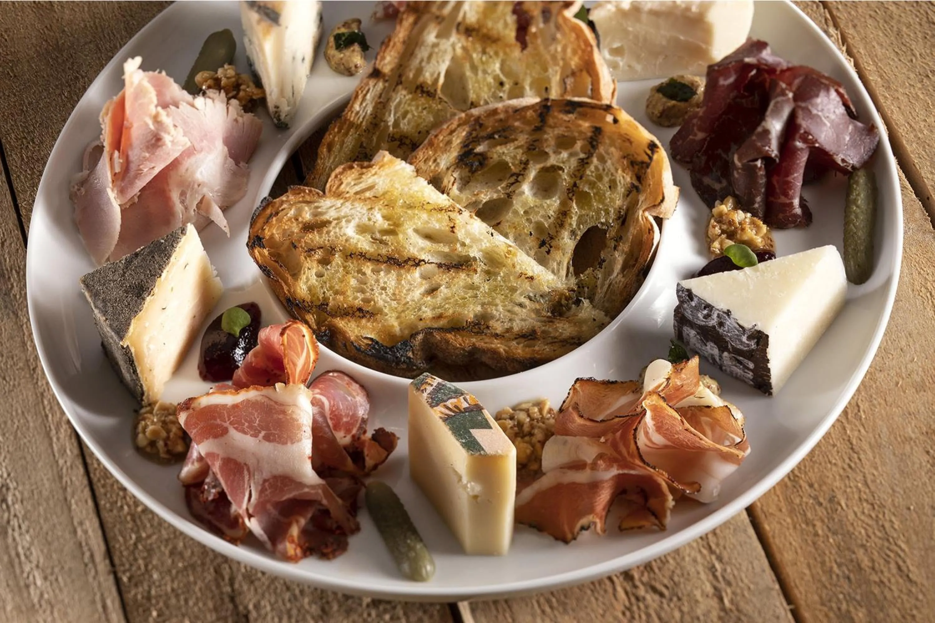 Kitchen or kitchenette in The Westin at The Woodlands