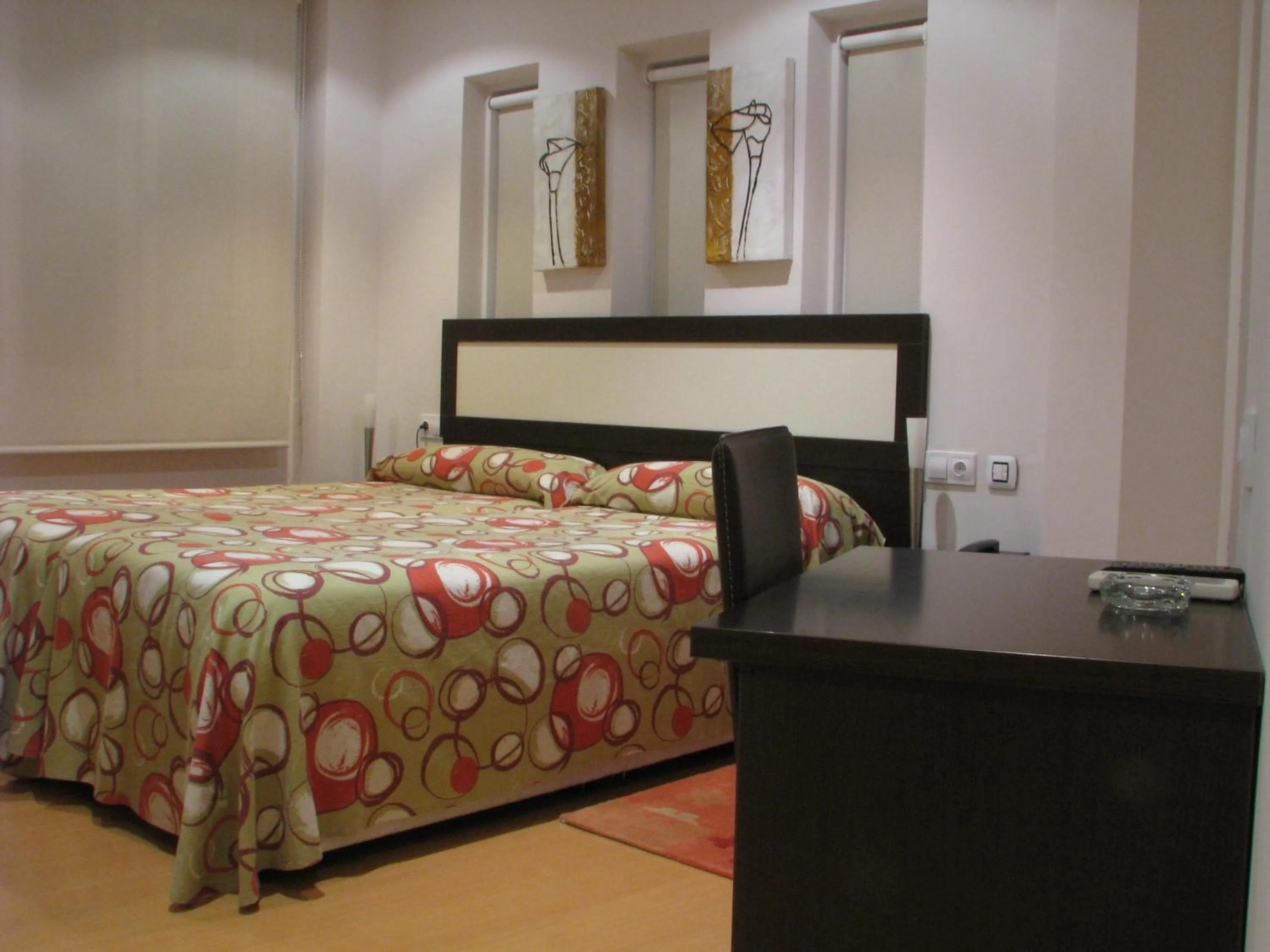 Photo of the whole room, Bed in Hotel Elizalde