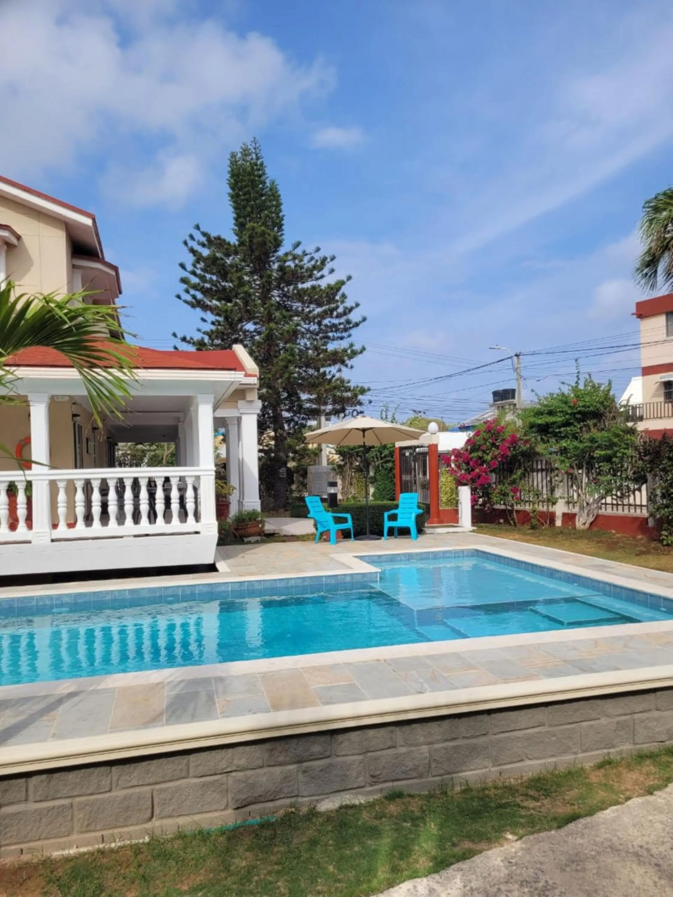 Swimming pool in Hostal Marlyn