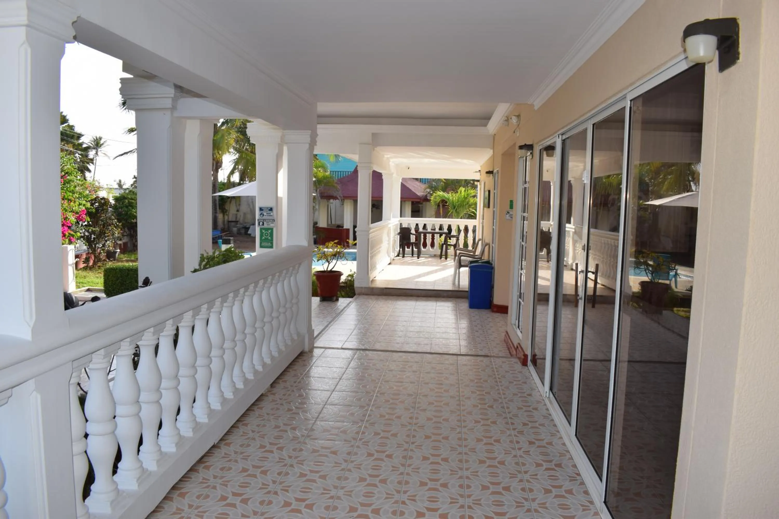 Property building in Hostal Marlyn