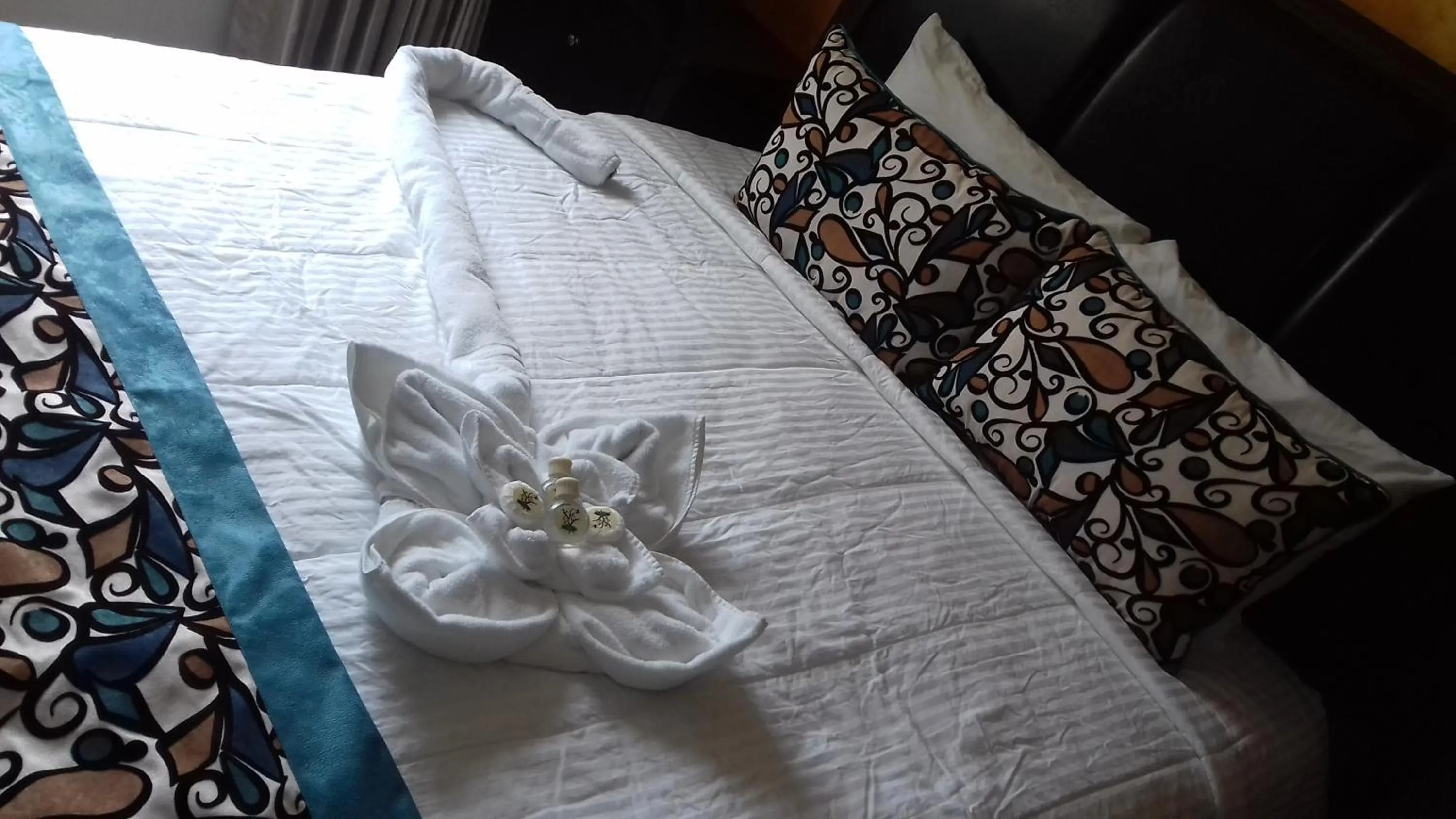 Bed in Hotel Vista De Golf, San Jose Aeropuerto, Costa Rica