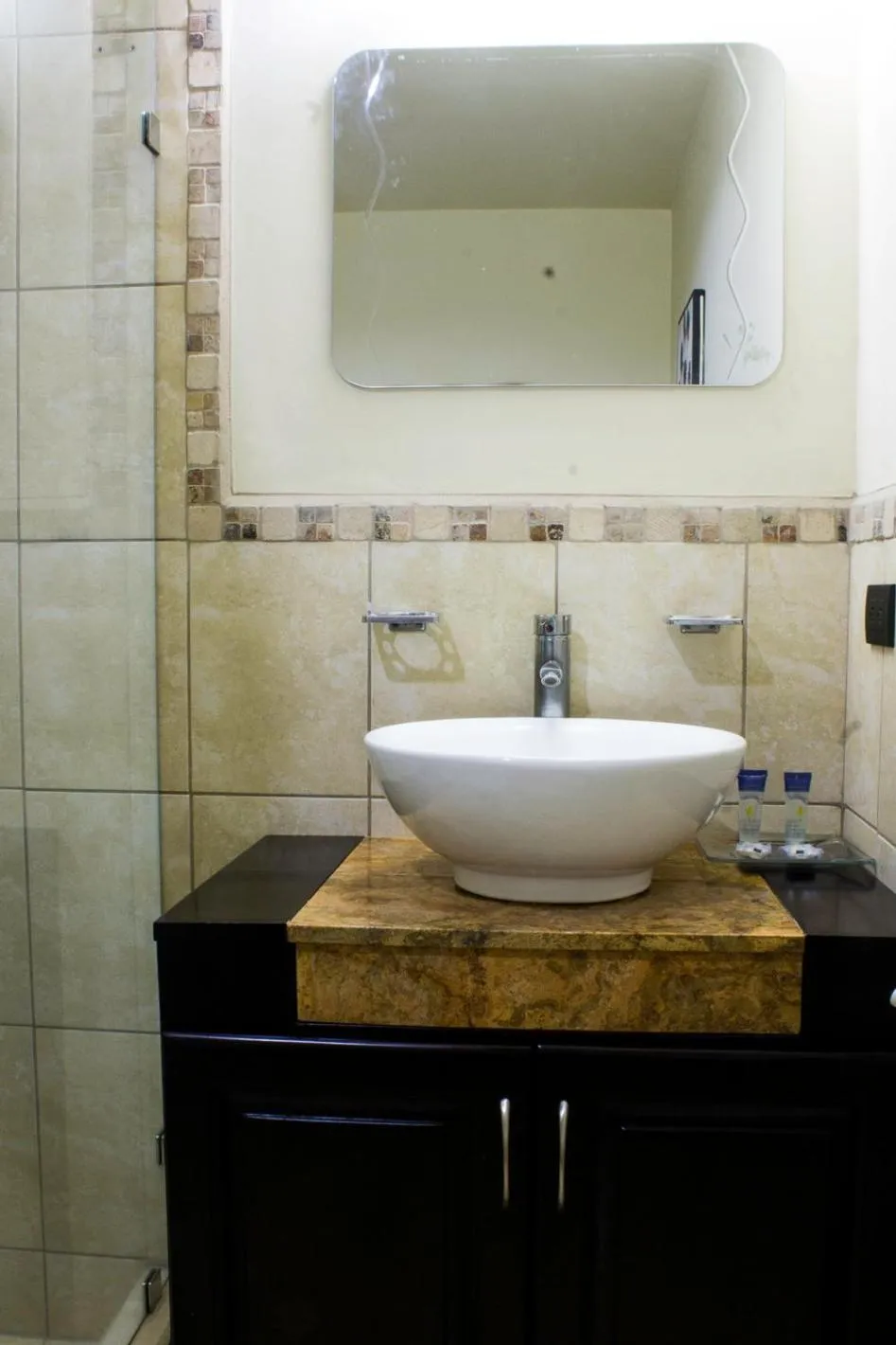 Bathroom in Hotel Vista De Golf, San Jose Aeropuerto, Costa Rica