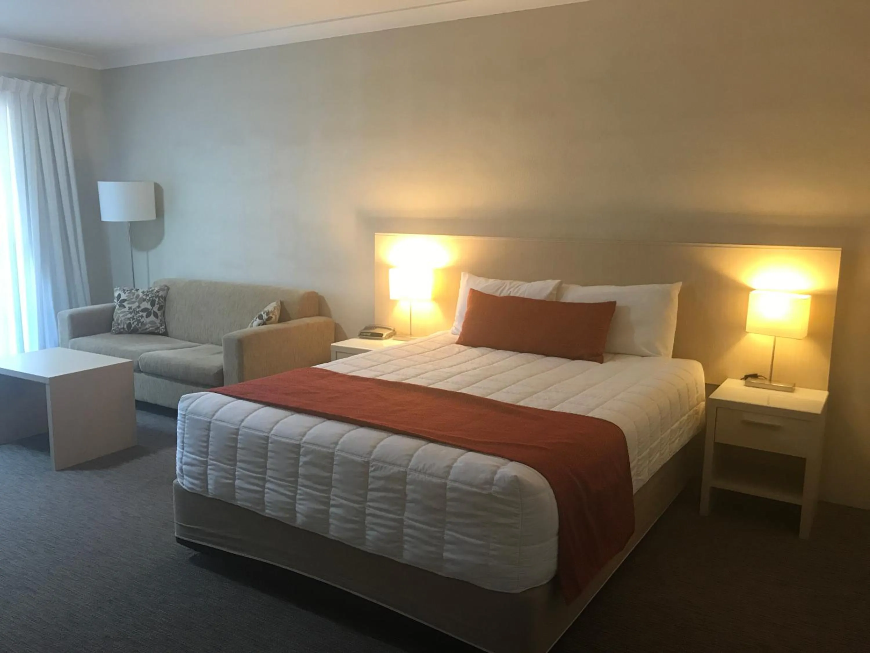 Bed in Acacia Motor Lodge