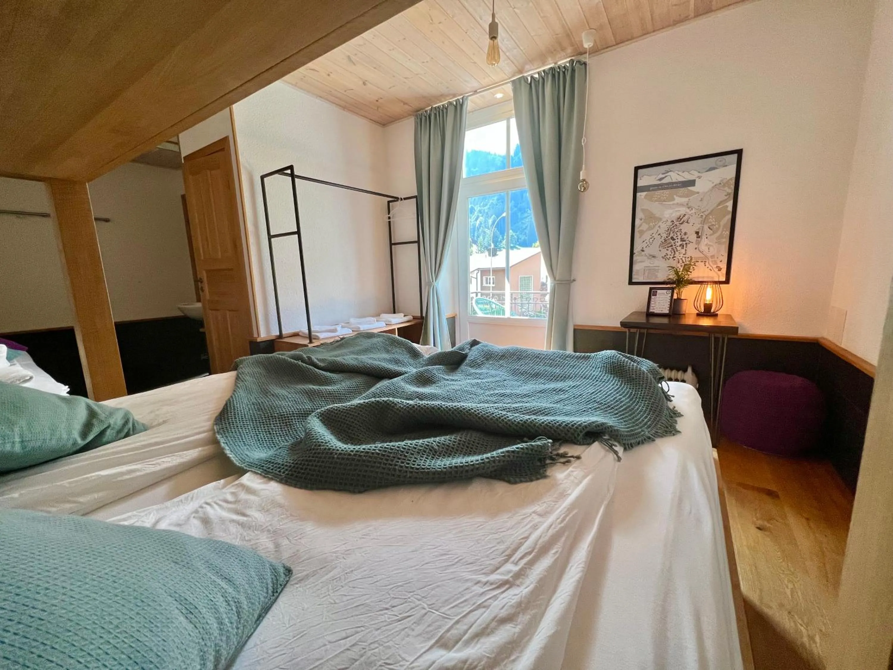 Bed in GRAND your home with common kitchens with self check-in