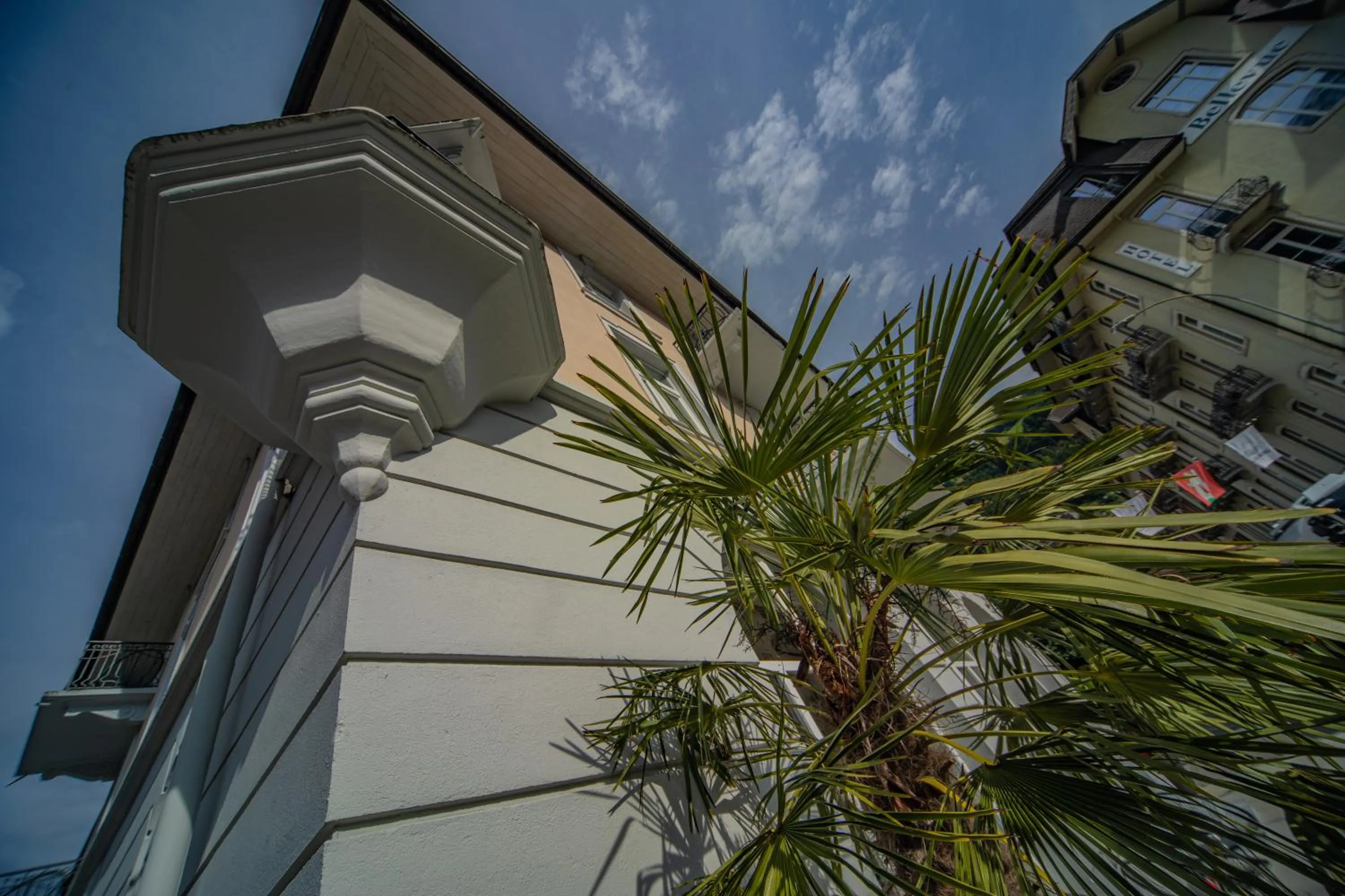 Property building in GRAND your home with common kitchens with self check-in