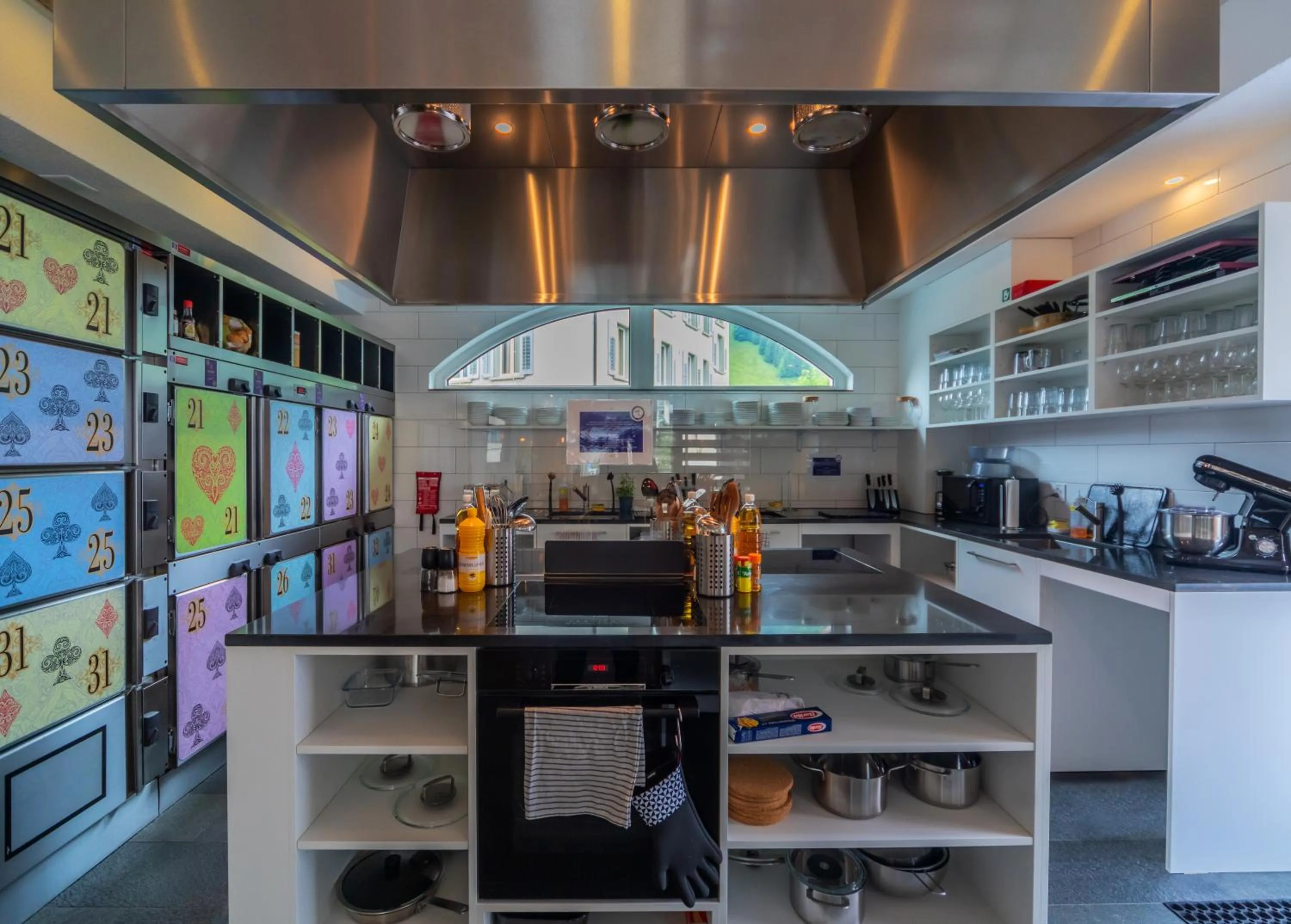 Communal kitchen in GRAND your home with common kitchens with self check-in