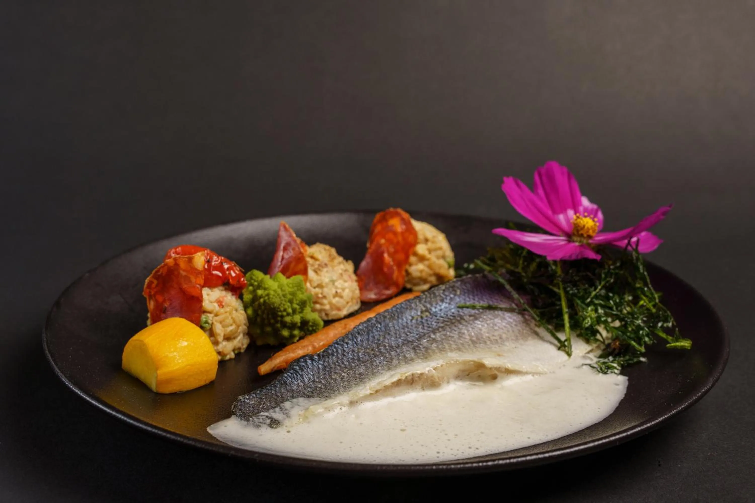 Restaurant/places to eat in Logis Le Grand Hotel