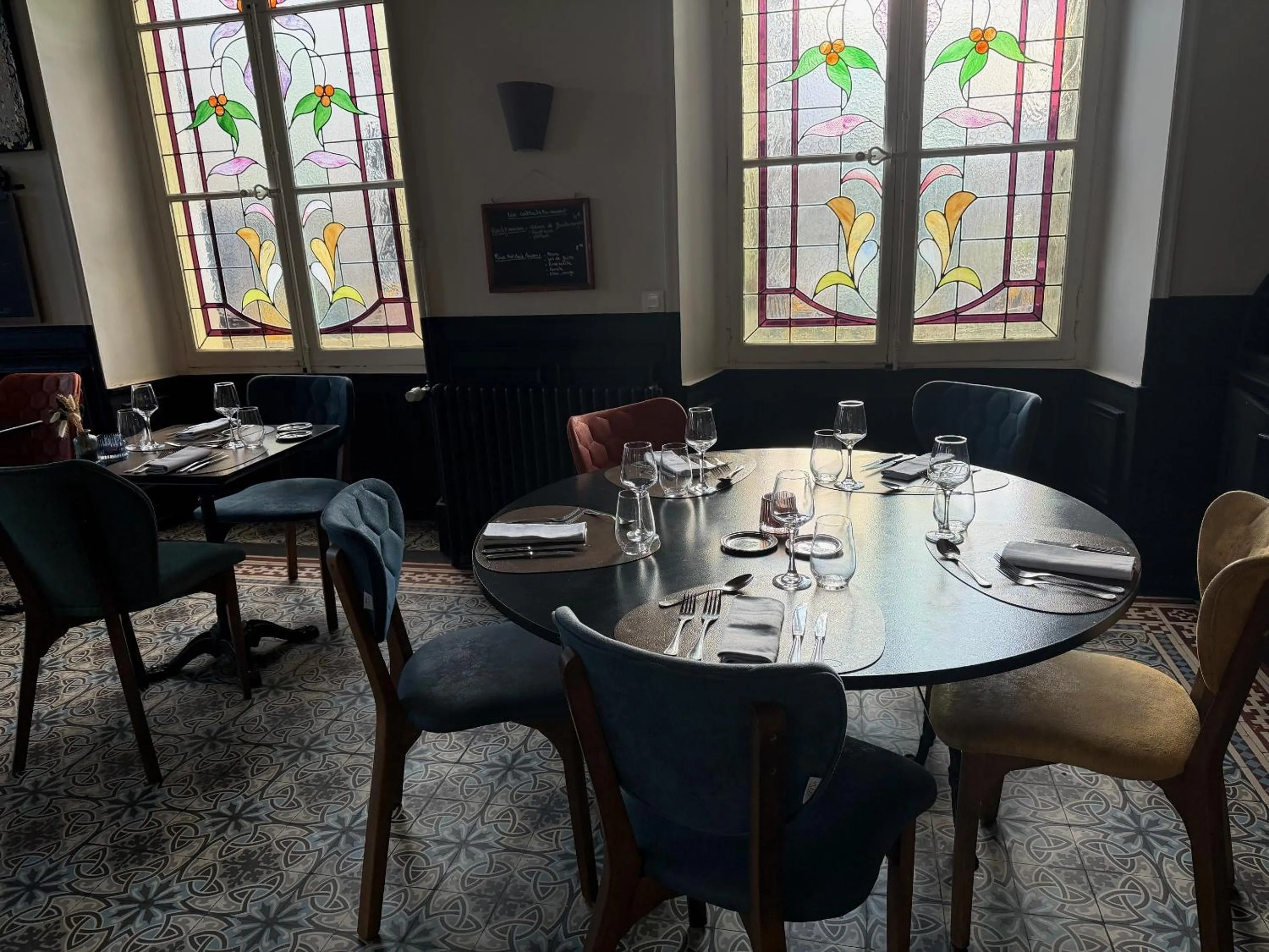 Restaurant/places to eat in Logis Le Grand Hotel