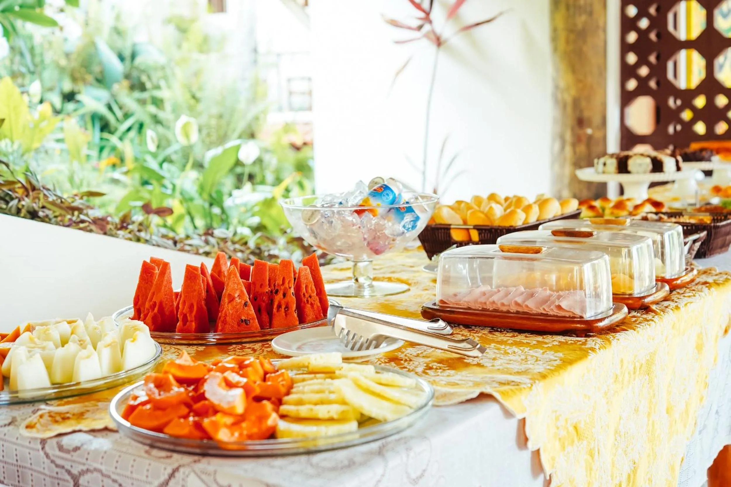 Breakfast in Pousada Natureza