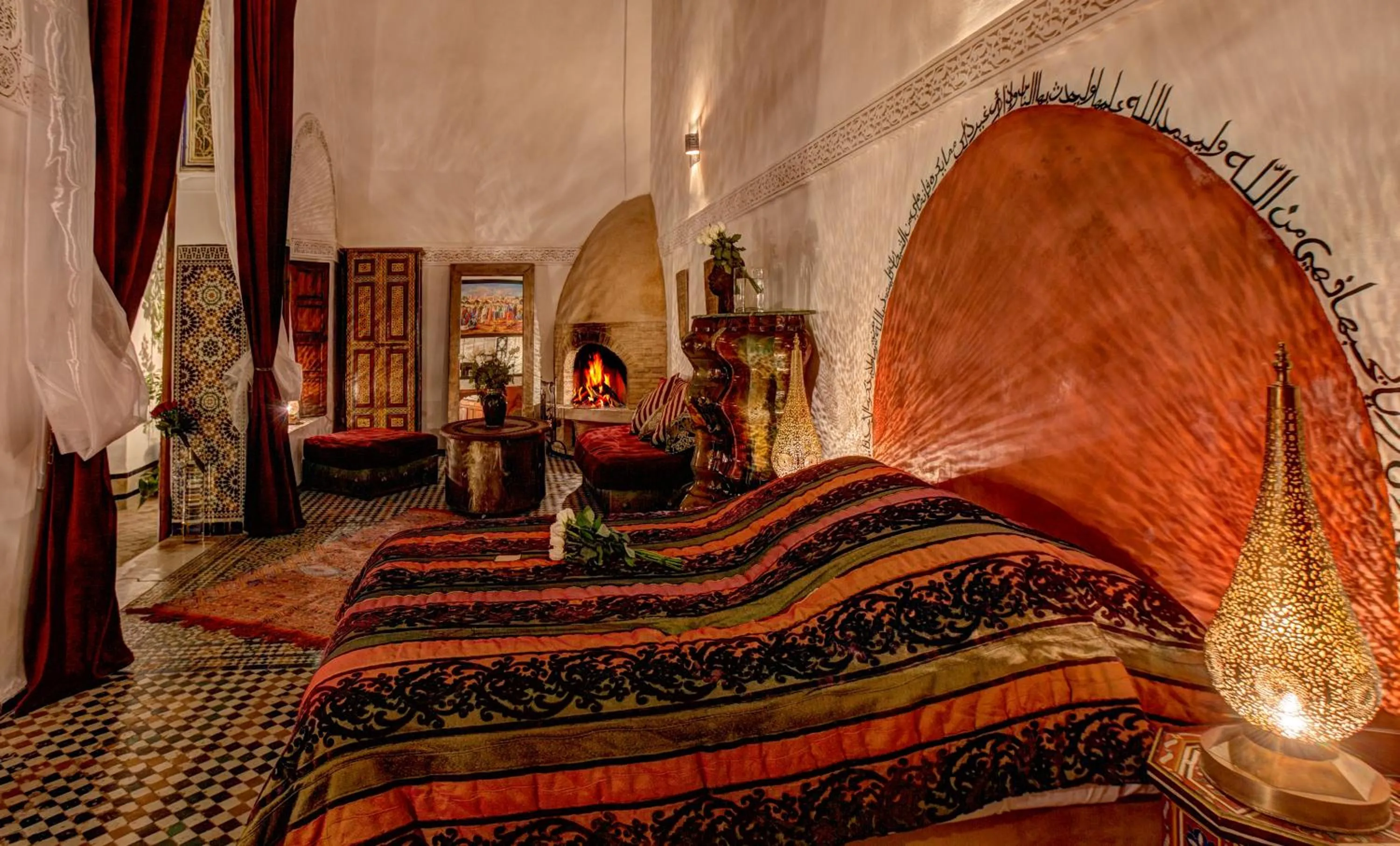 Photo of the whole room, Bed in Riad Almaz