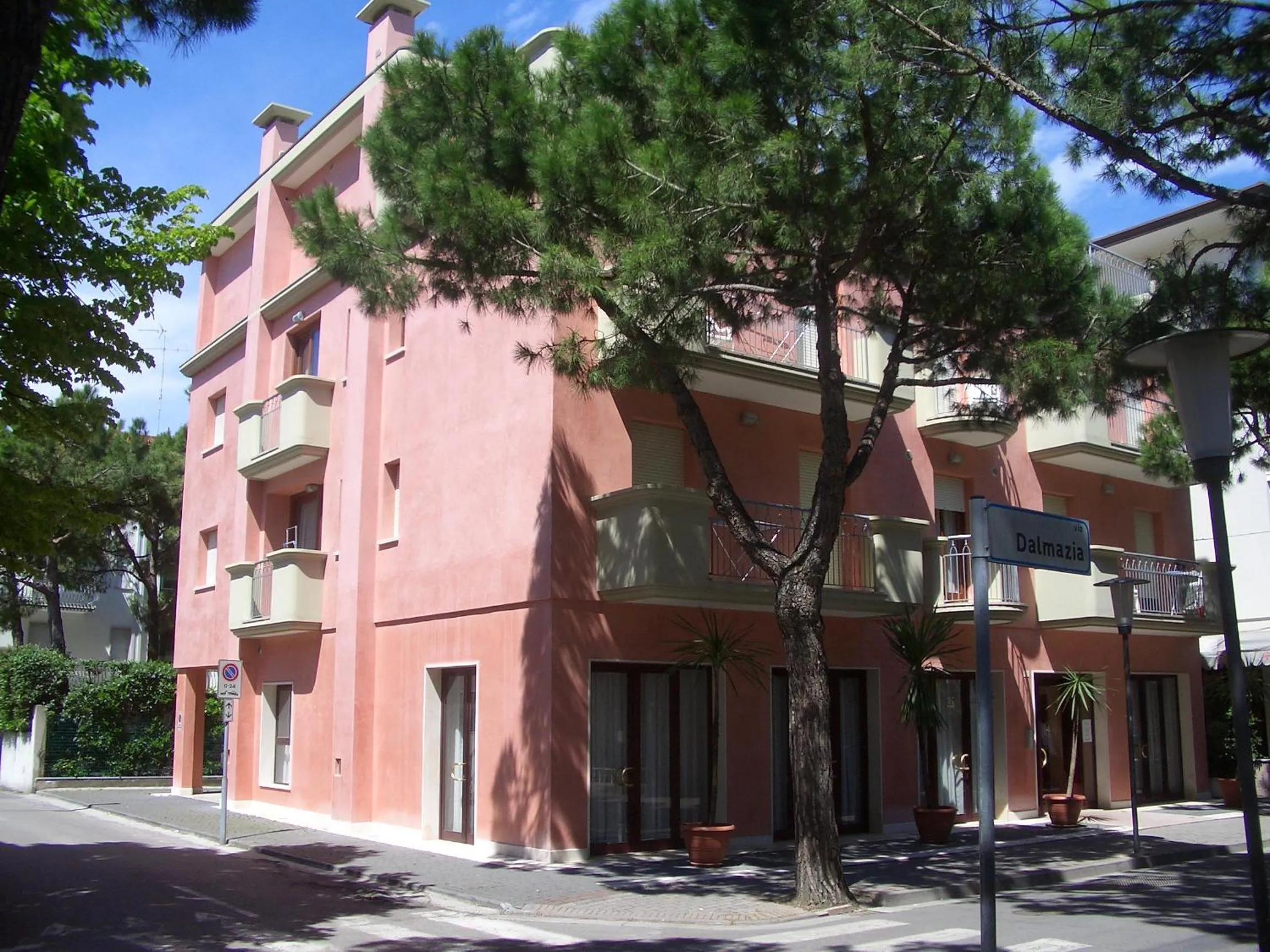 Facade/entrance in Family Apartments Residence Trieste