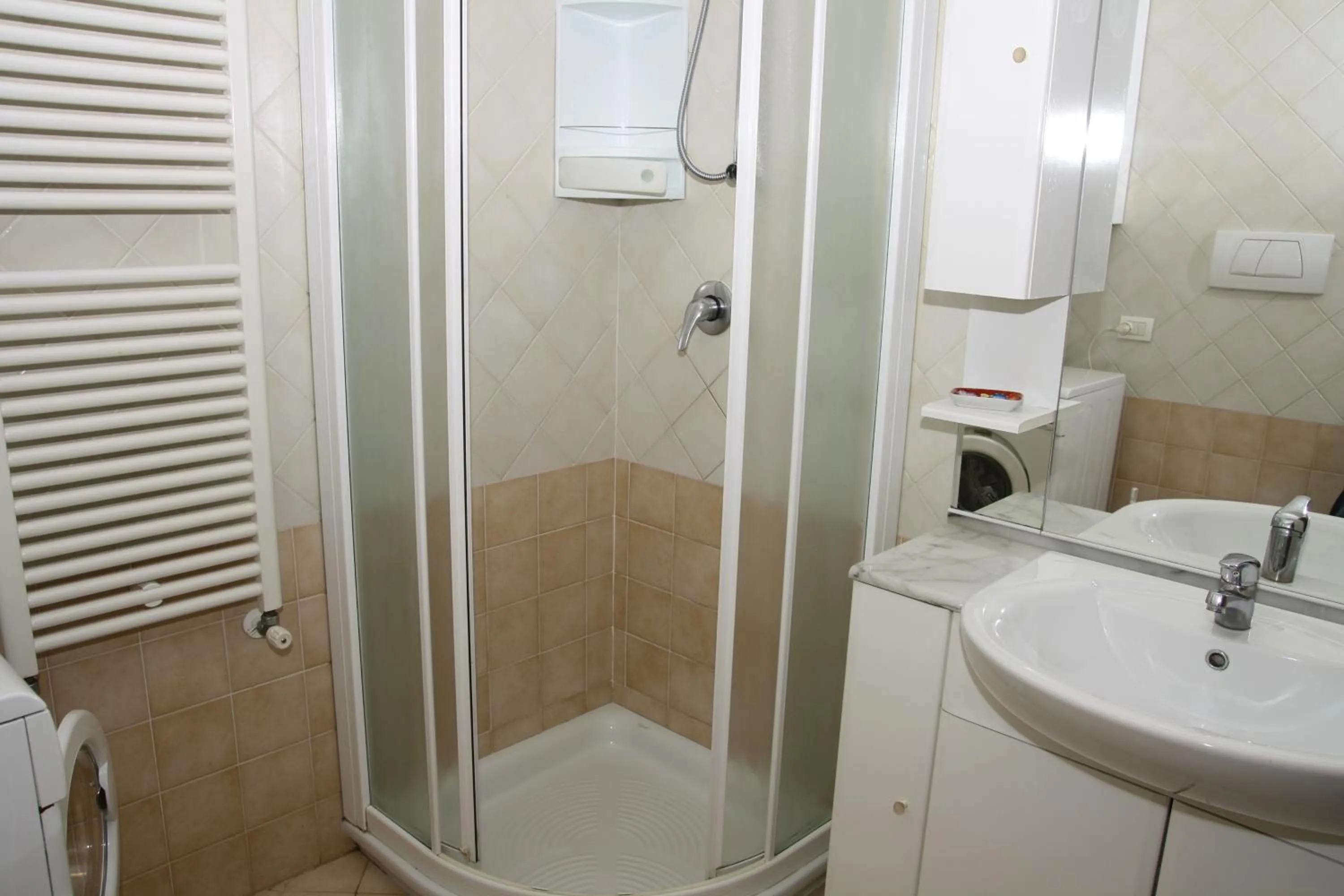 Shower in Family Apartments Residence Trieste