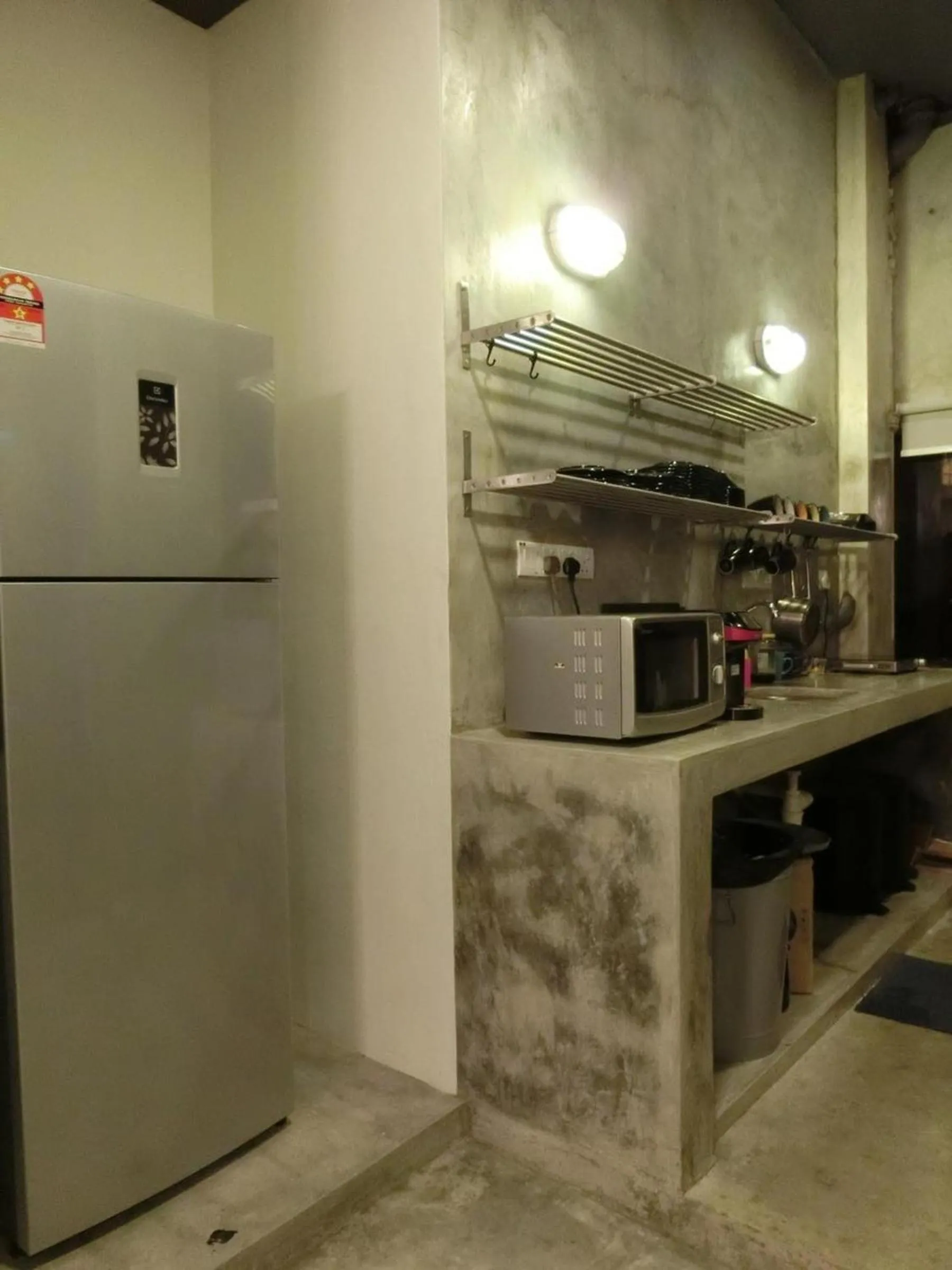 Kitchen or kitchenette in Revopackers Beds and Bunks