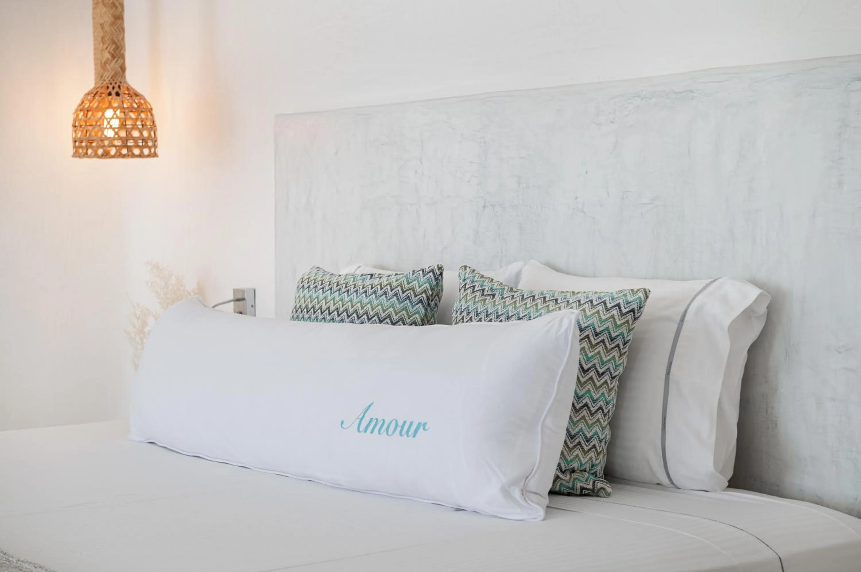 Bed in Maregio Suites