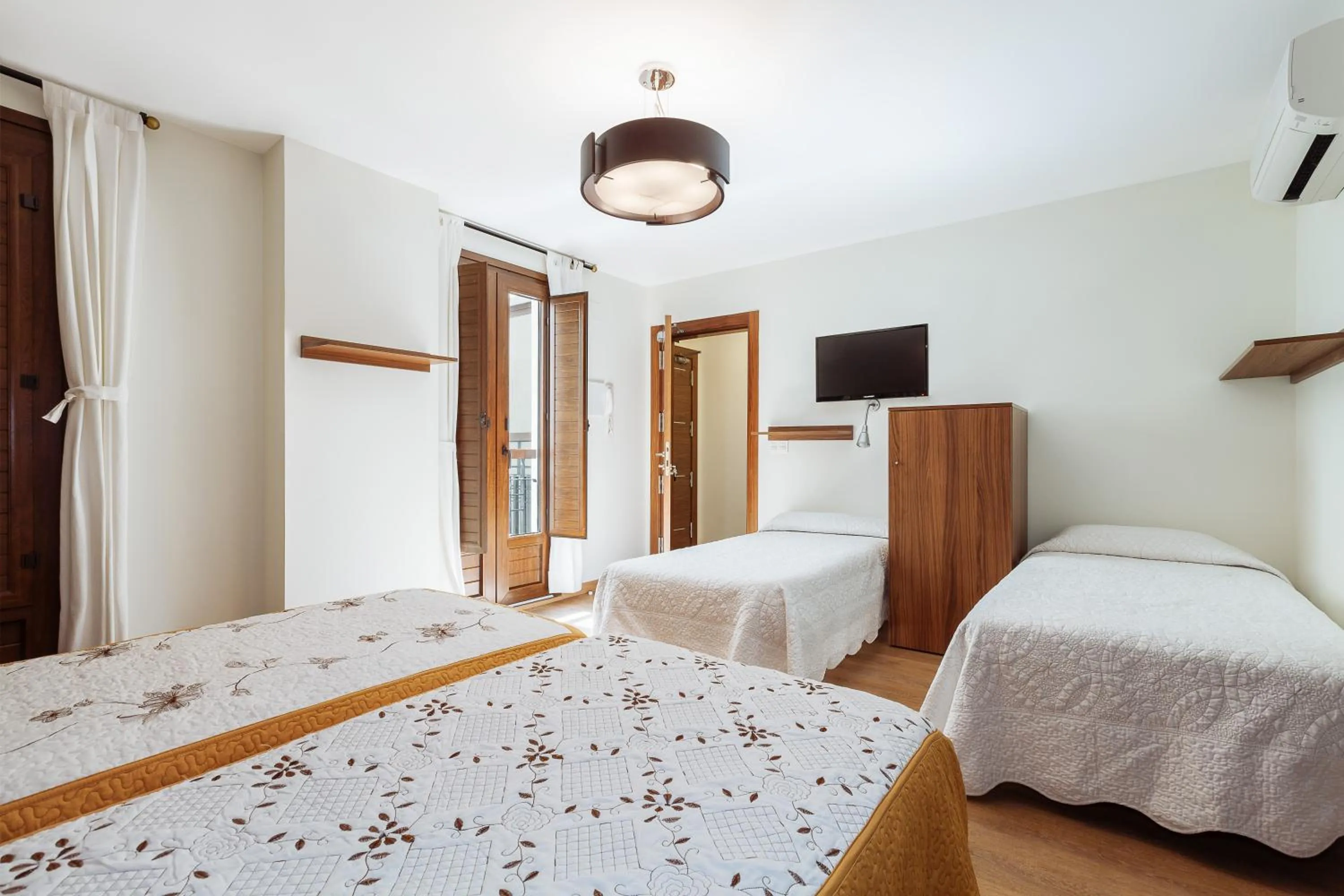 Decorative detail, Bed in Hostal Arriola