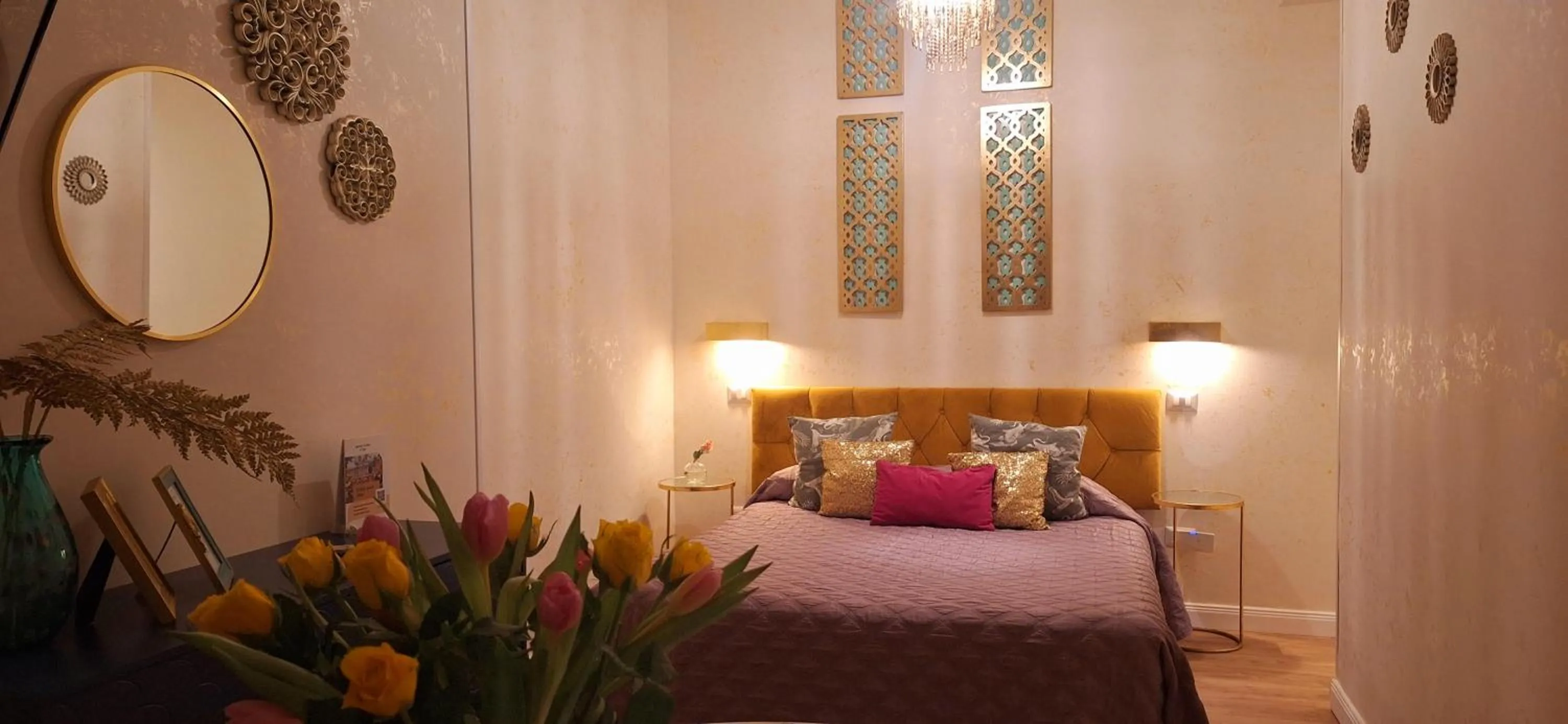 Photo of the whole room, Bed in Ingrami Suites and Spa